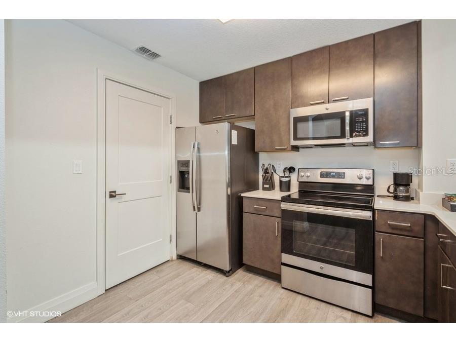 14501 Grove Resort Avenue #3-203 Winter Garden FL 34787 - LAKE AUSTIN O6145685 image8