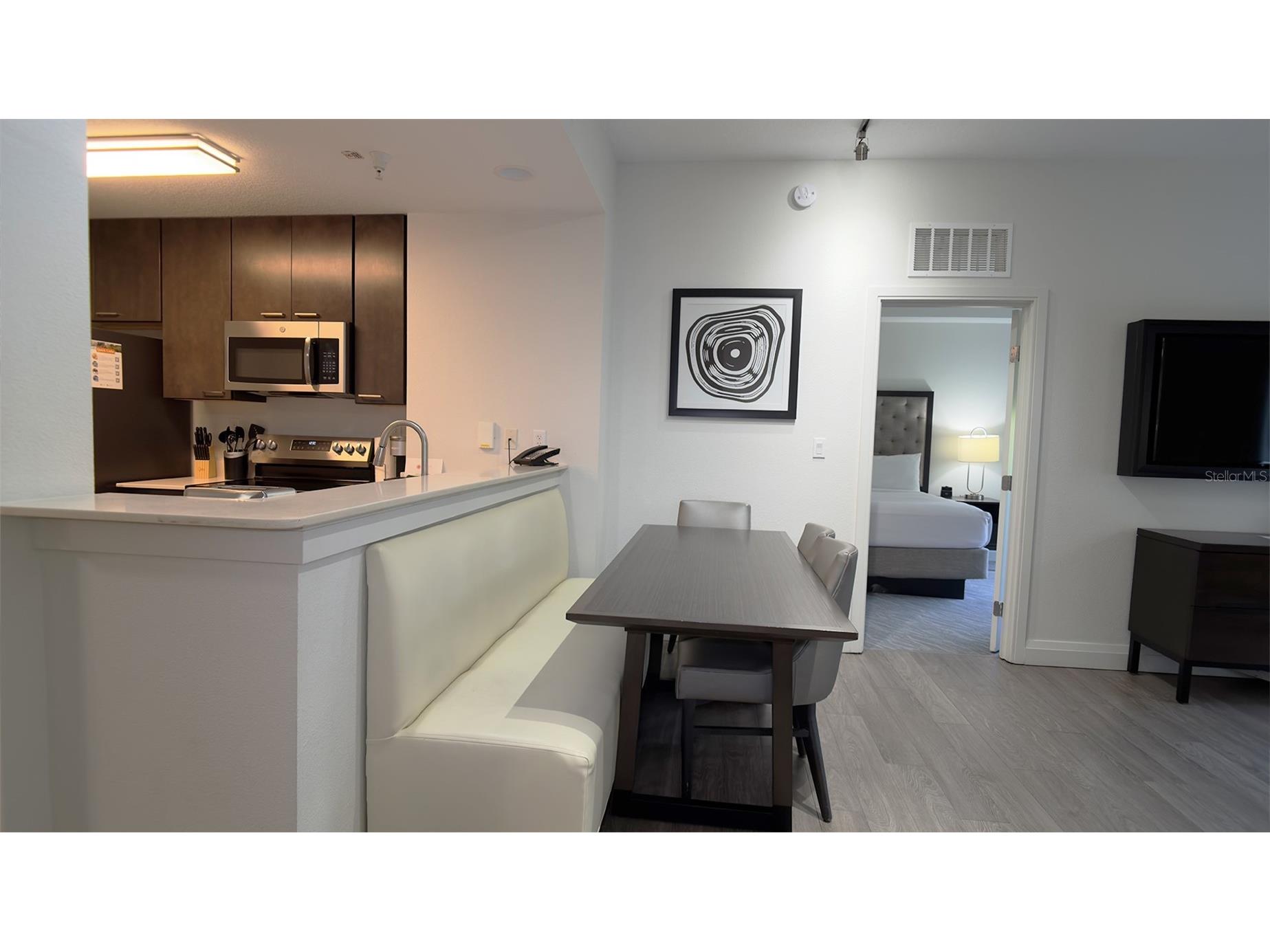 14501 Grove Resort Avenue #3211 Winter Garden FL 34787 O6408877 image6
