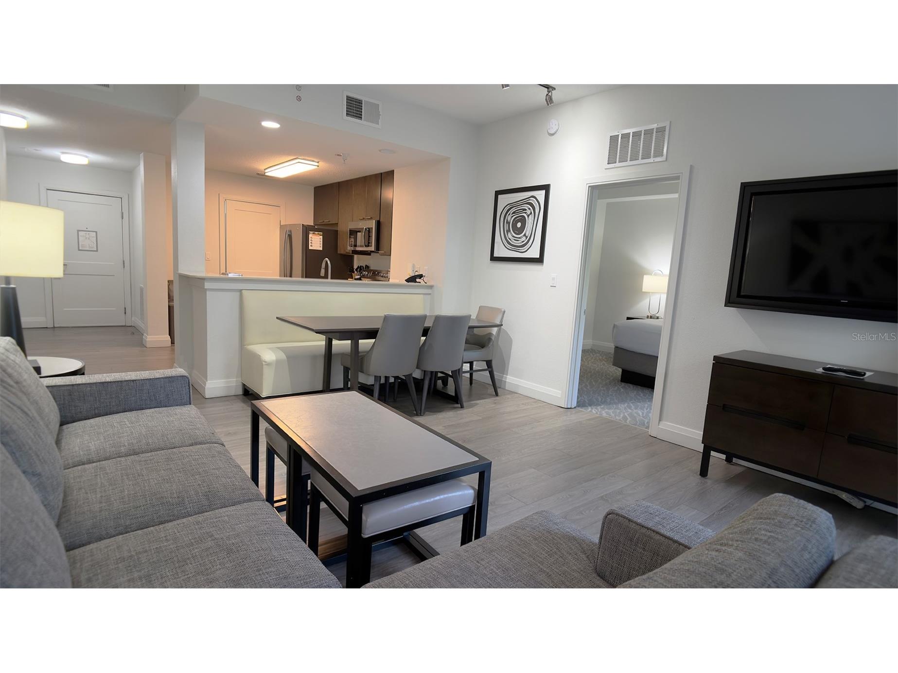 14501 Grove Resort Avenue #3211 Winter Garden FL 34787 O6408877 image8