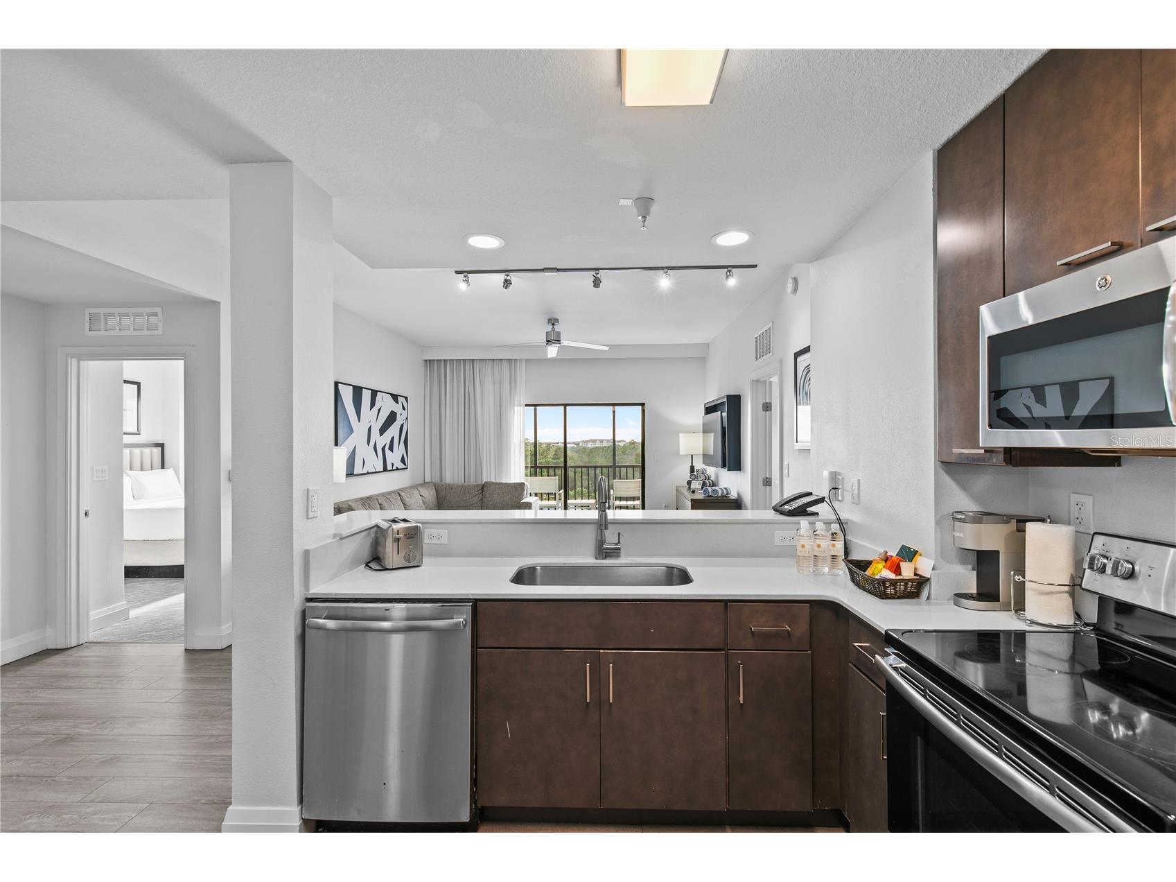 14501 Grove Resort Avenue #3619 Winter Garden FL 34787 O6374077 image4