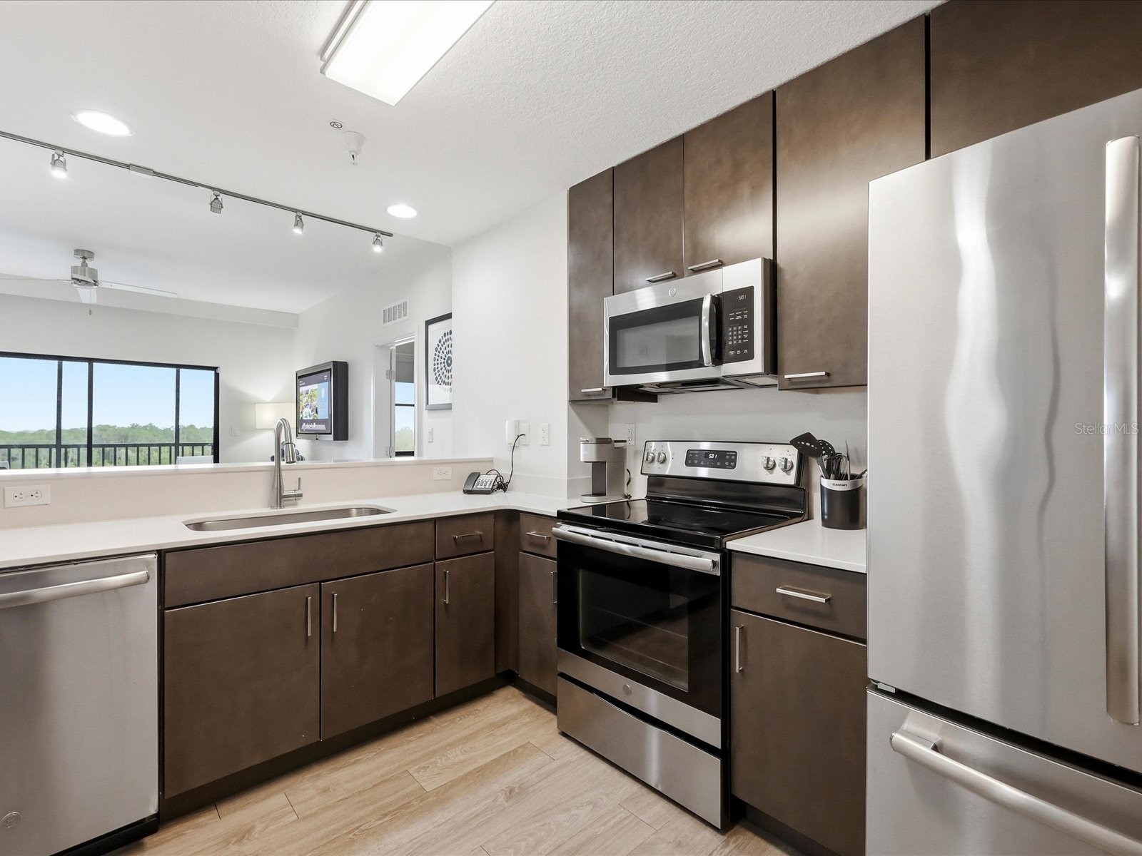 14501 Grove Resort Avenue #3724 Winter Garden FL 34787 O6404906 image7