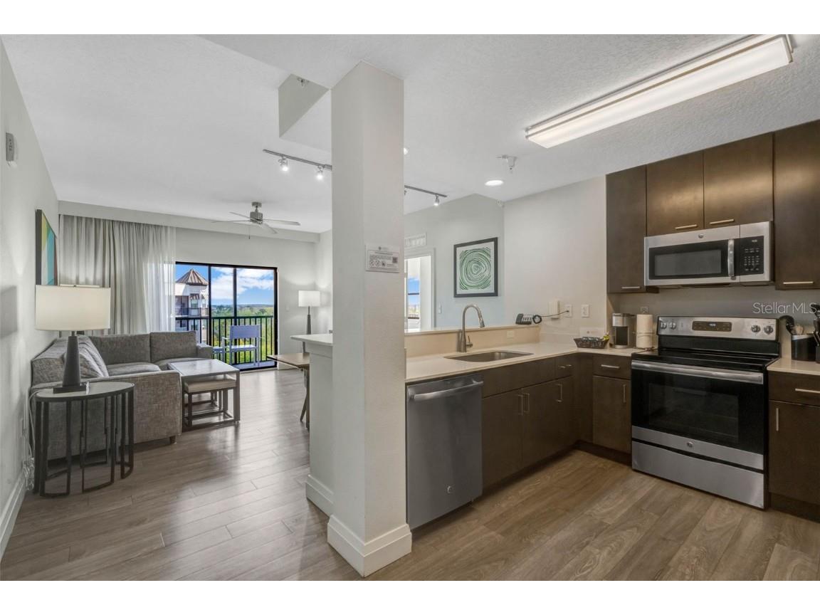 14501 Grove Resort Avenue #3735 Winter Garden FL 34787 O6295059 image4