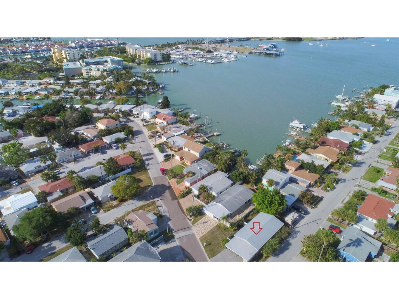 14501 N Bayshore Drive #1 Madeira Beach FL 33708 U8234799 image1