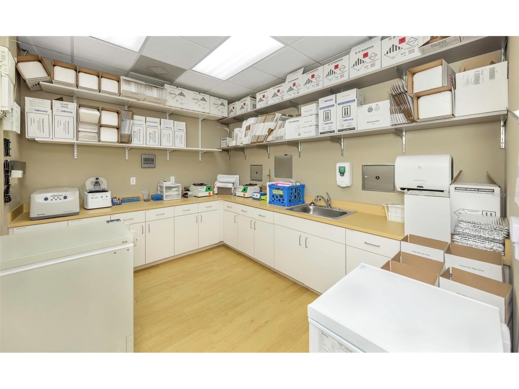 14506 University Point Place Tampa FL 33613 TB8467190 image19