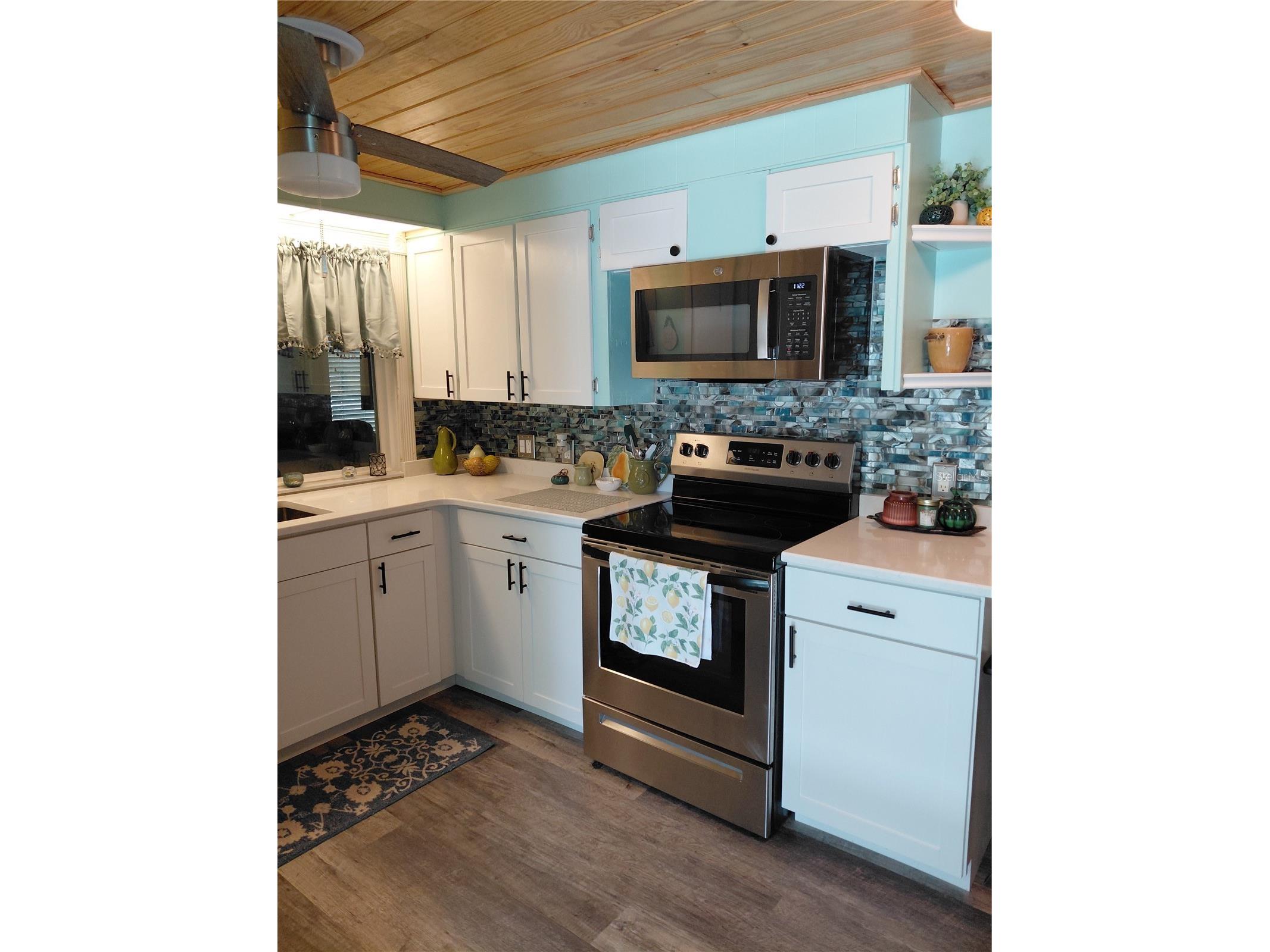 1451 Blue Heron Drive Englewood FL 34224 D6147017 image2