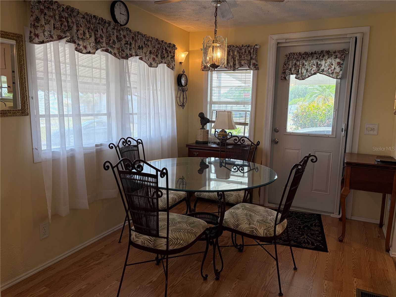 1451 Burning Tree Street Sarasota FL 34234 A4694759 image16