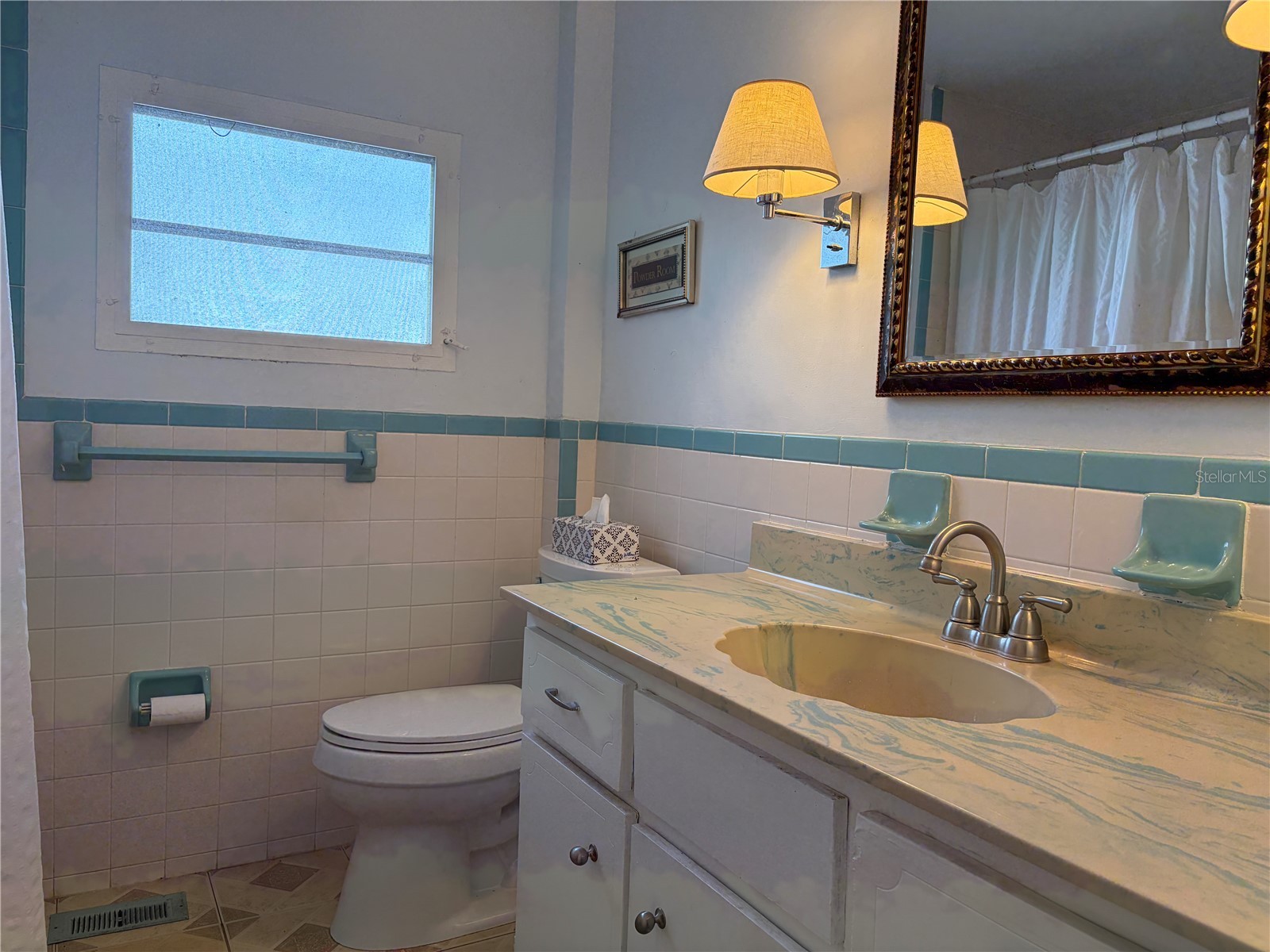1451 Burning Tree Street Sarasota FL 34234 A4694759 image25