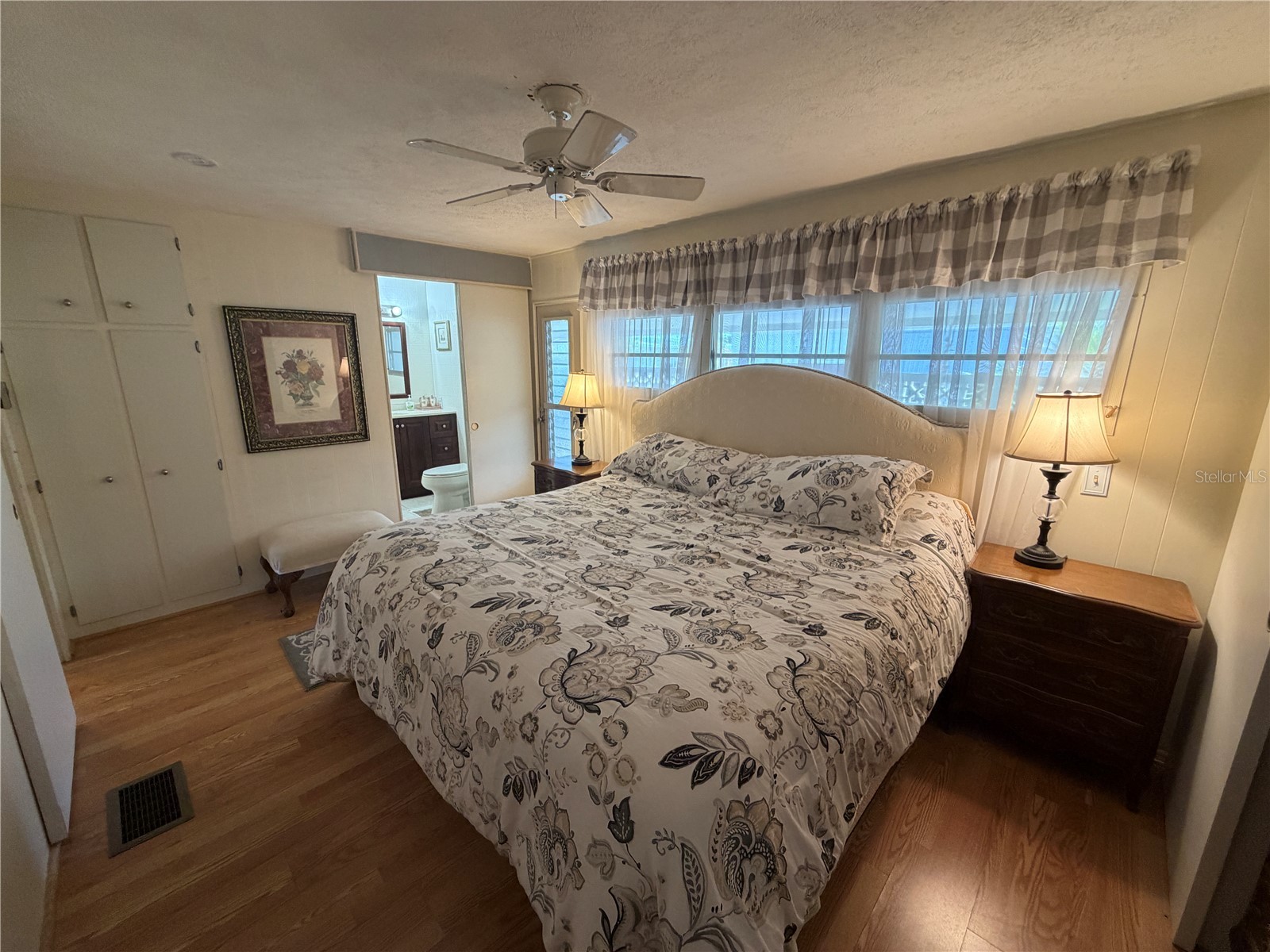1451 Burning Tree Street Sarasota FL 34234 A4694759 image31