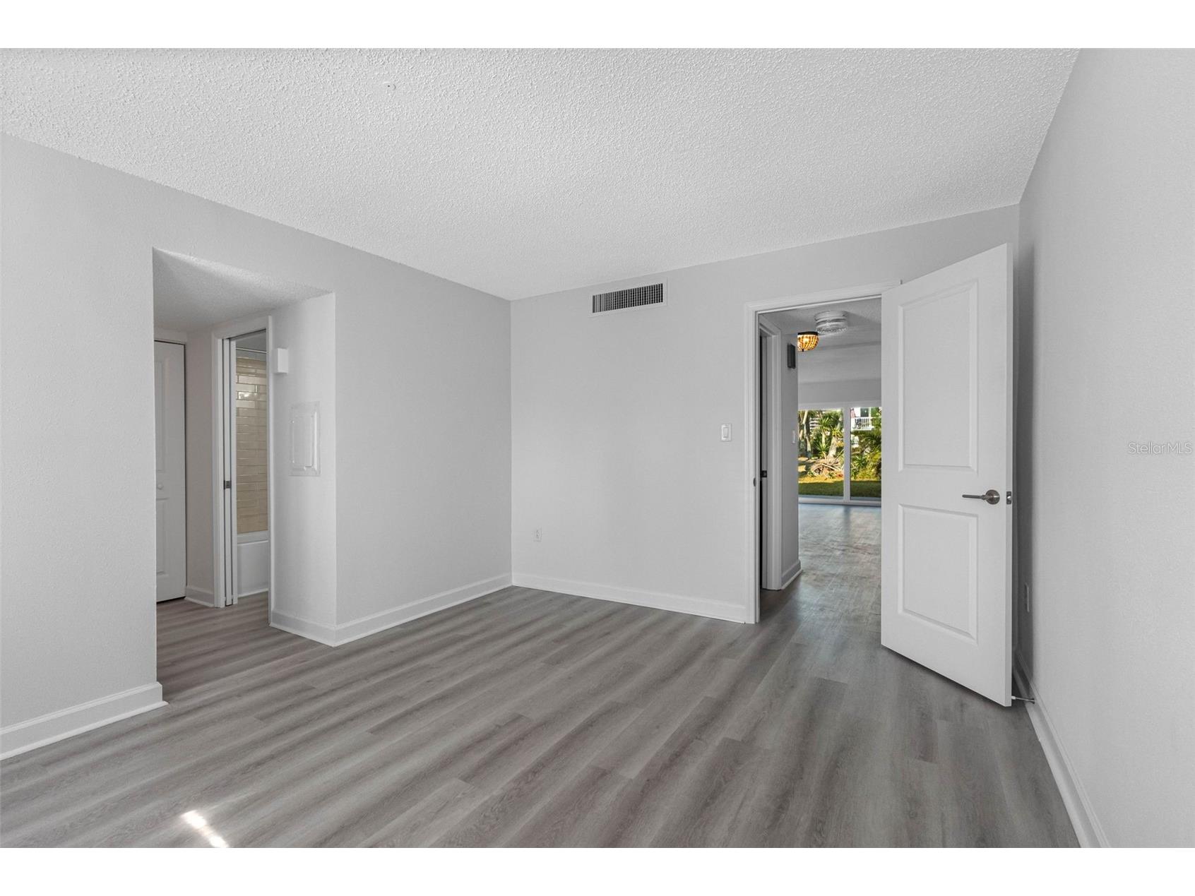 1451 Gulf Boulevard #101 Clearwater Beach FL 33767 TB8476110 image31