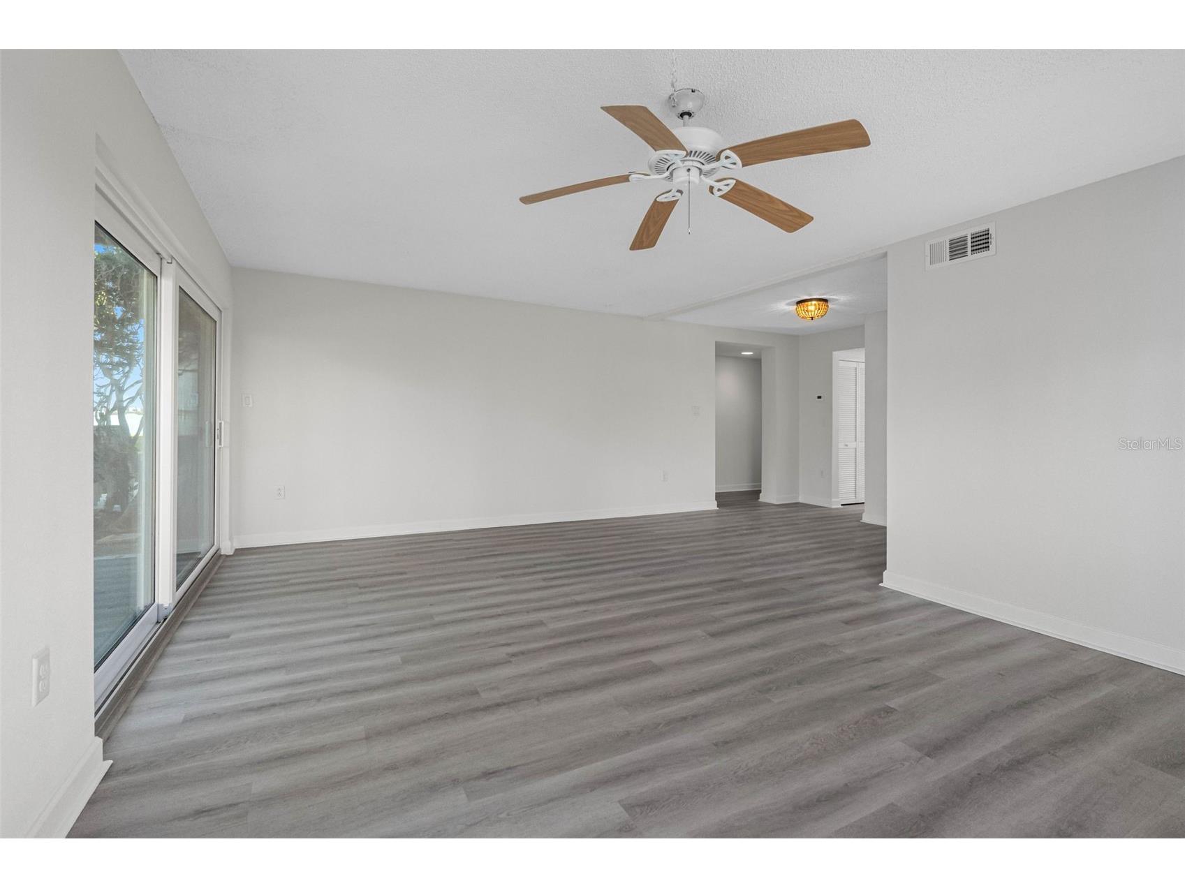 1451 Gulf Boulevard #101 Clearwater Beach FL 33767 TB8496202 image24