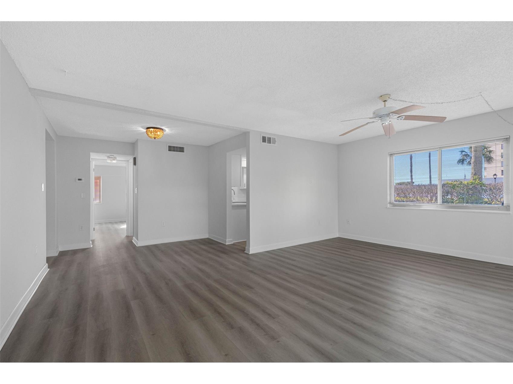 1451 Gulf Boulevard #101 Clearwater Beach FL 33767 TB8496202 image25