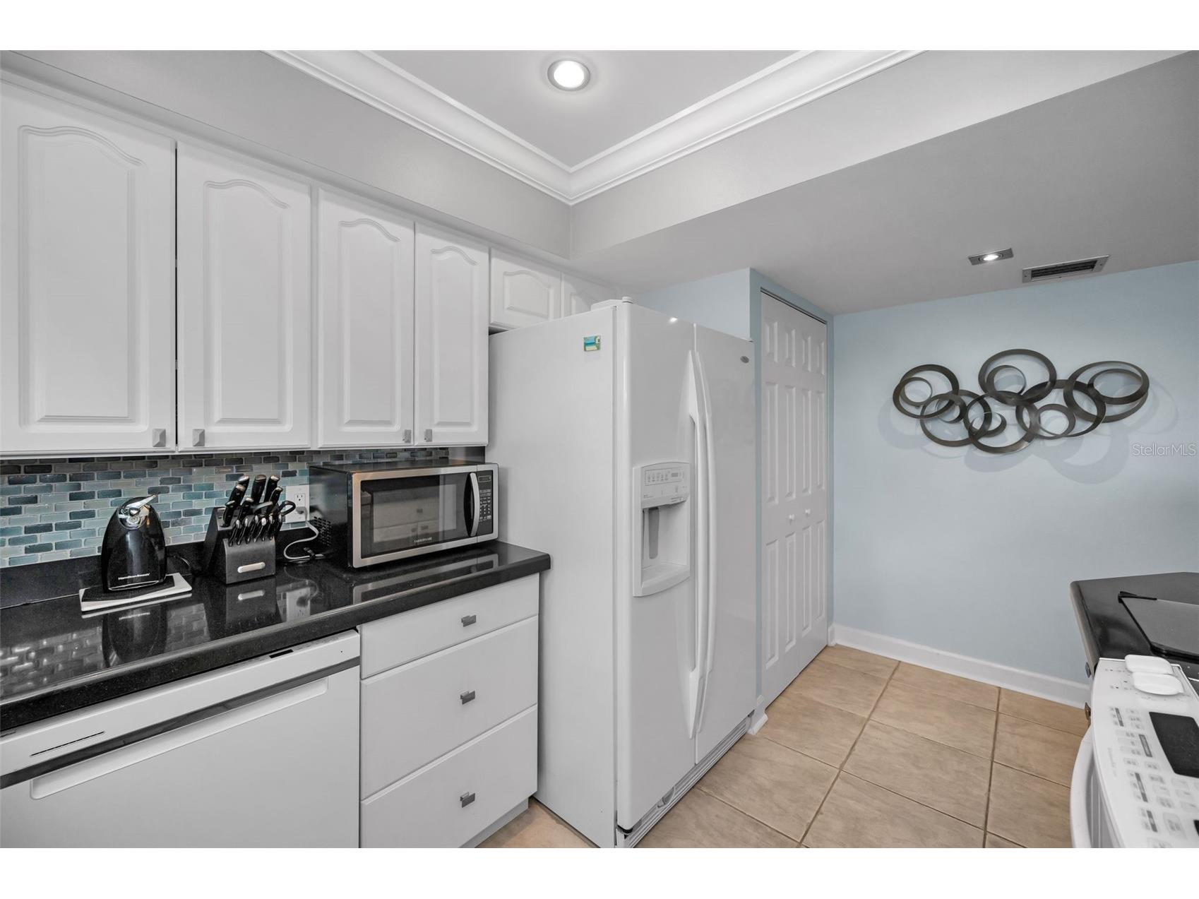 1451 Gulf Boulevard #207 Clearwater Beach FL 33767 - CLEARWATER HARBOR & BAY WATERS TB8465140 image40