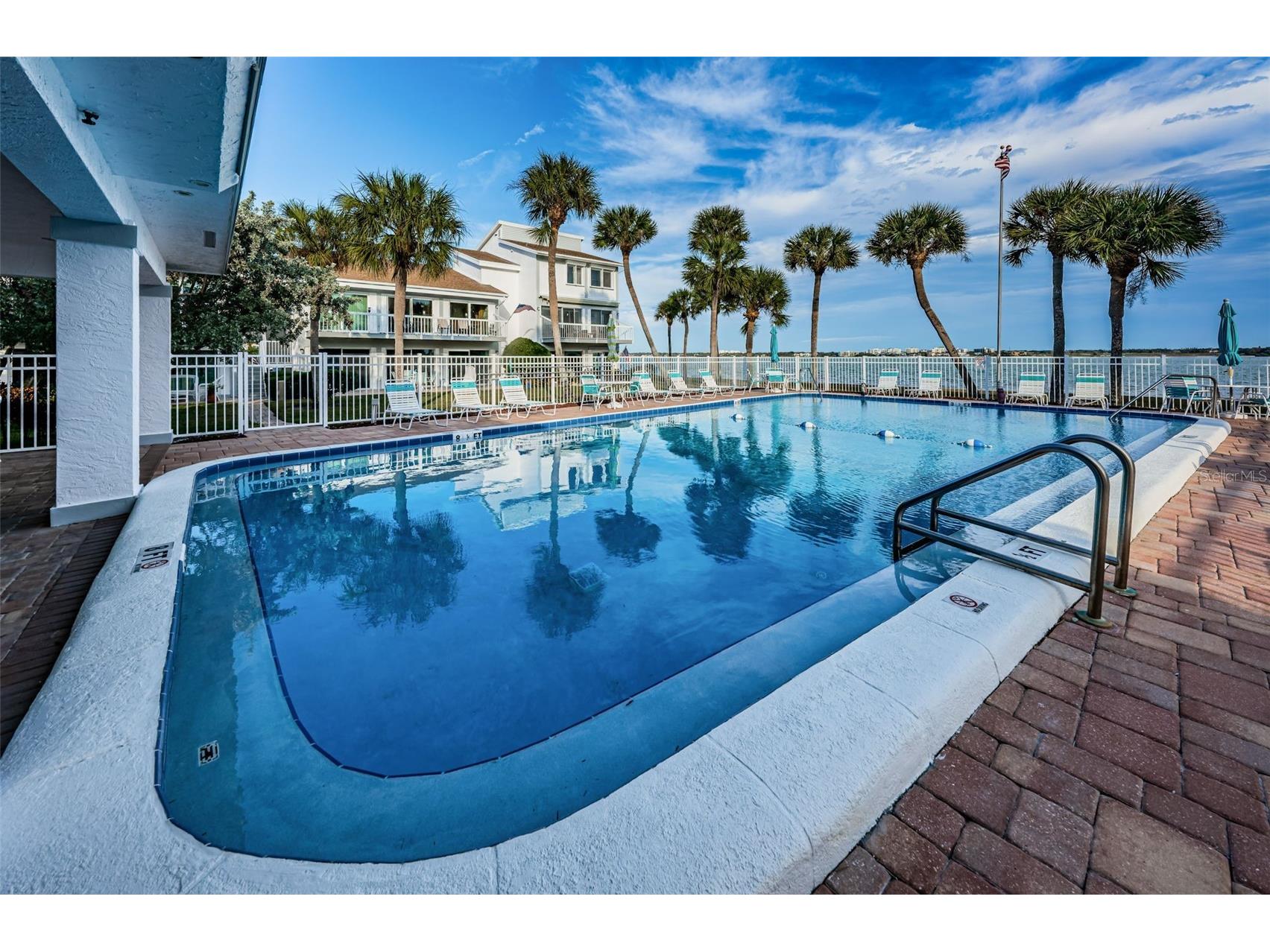1451 Gulf Boulevard #207 Clearwater Beach FL 33767 - CLEARWATER HARBOR & BAY WATERS TB8465140 image71