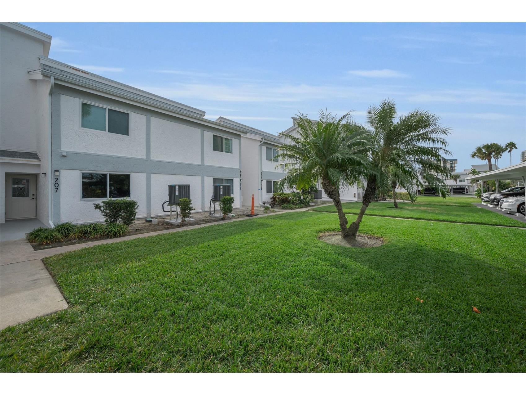 1451 Gulf Boulevard #207 Clearwater Beach FL 33767 - CLEARWATER HARBOR & BAY WATERS TB8465140 image8