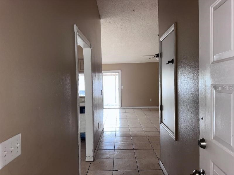 1451 Mohrlake Drive Brandon FL 33511 O6386140 image3