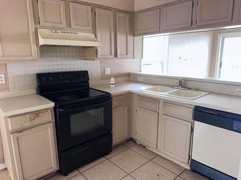 1451 Mohrlake Drive Brandon FL 33511 O6386140 image5