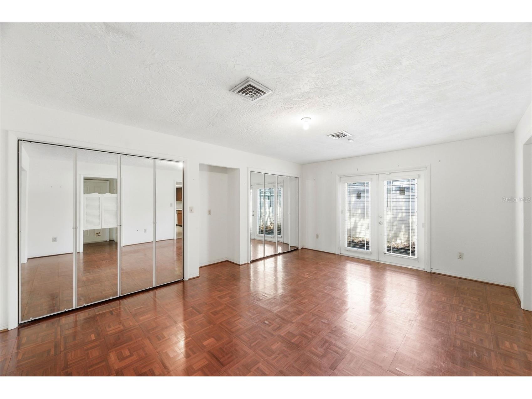 1451 Monticello Boulevard N Saint Petersburg FL 33703 TB8498376 image11
