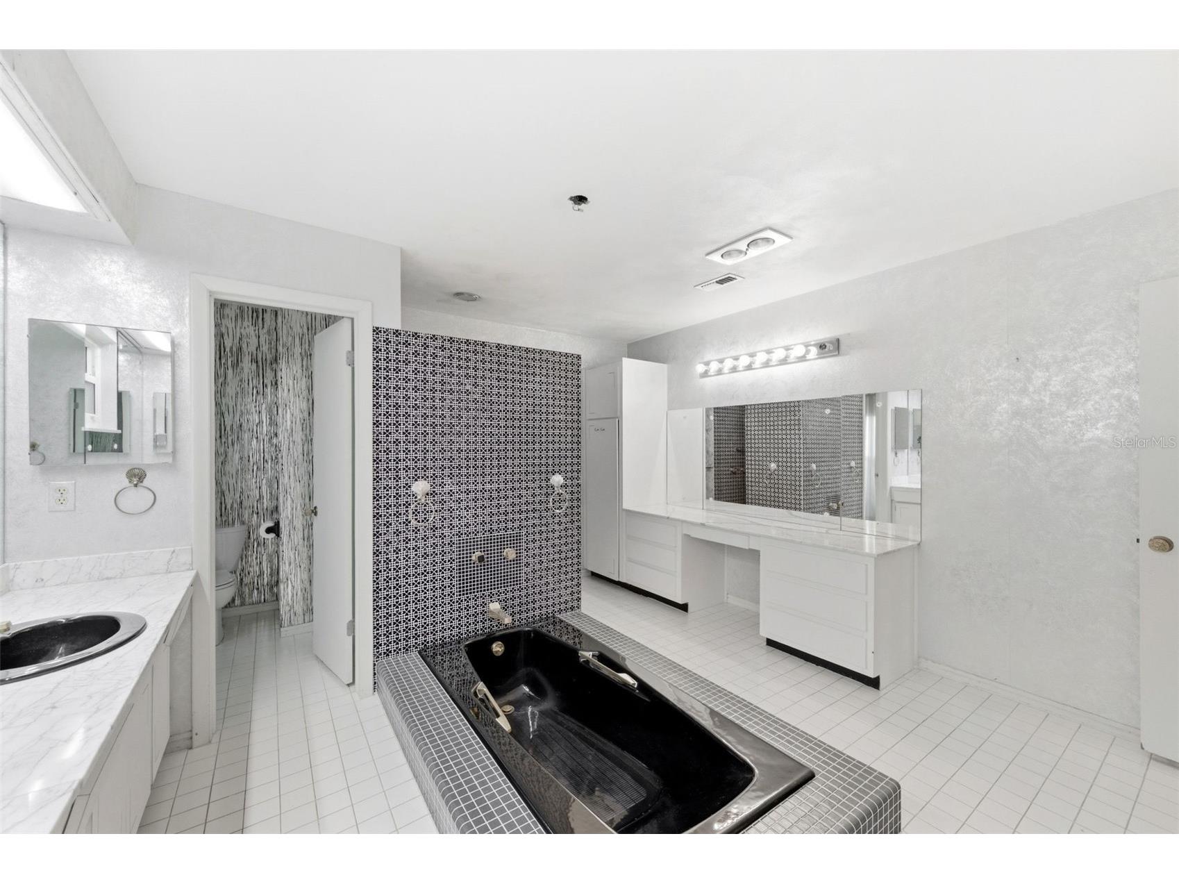 1451 Monticello Boulevard N Saint Petersburg FL 33703 TB8498376 image21