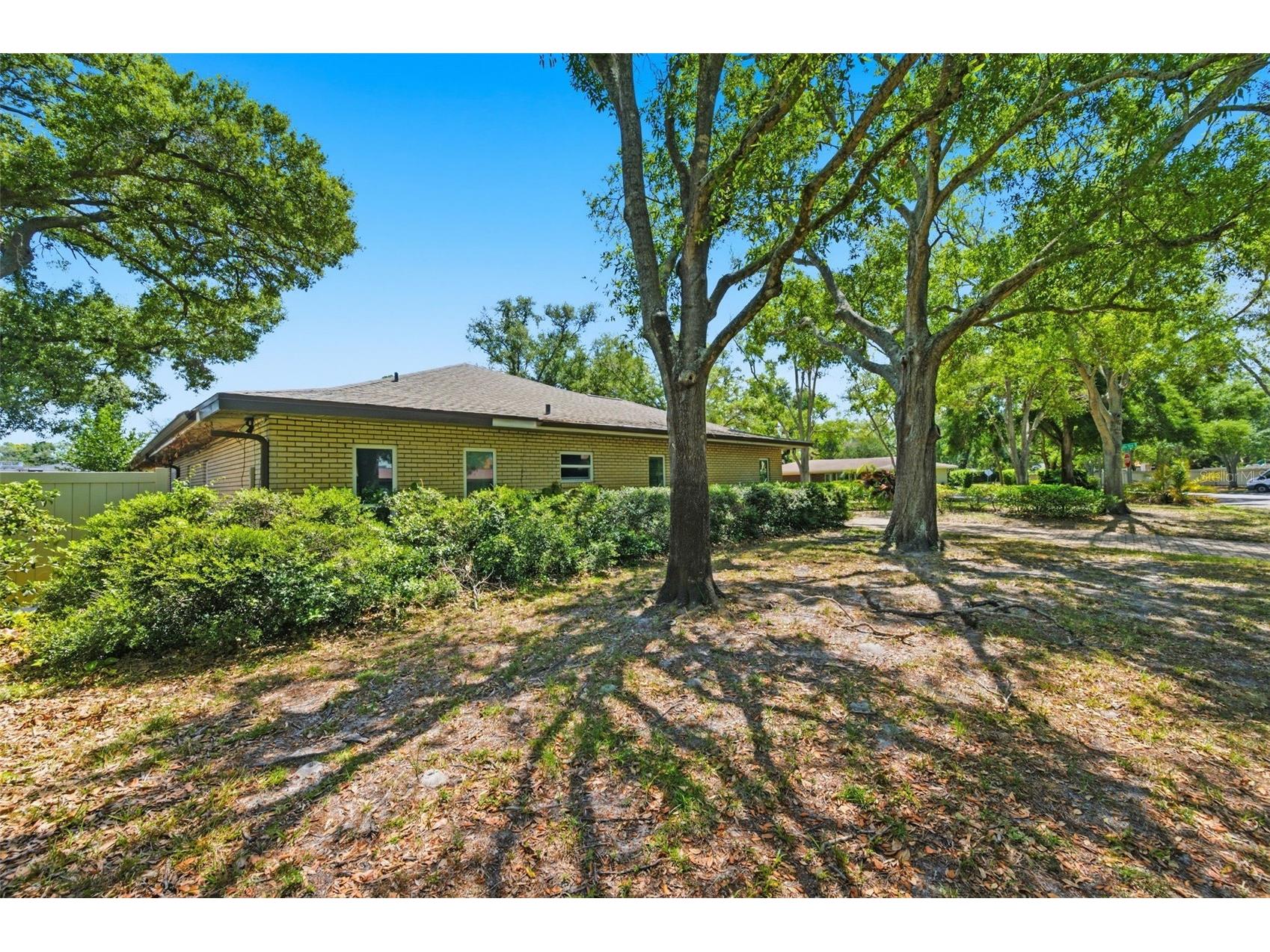 1451 Monticello Boulevard N Saint Petersburg FL 33703 TB8498376 image5