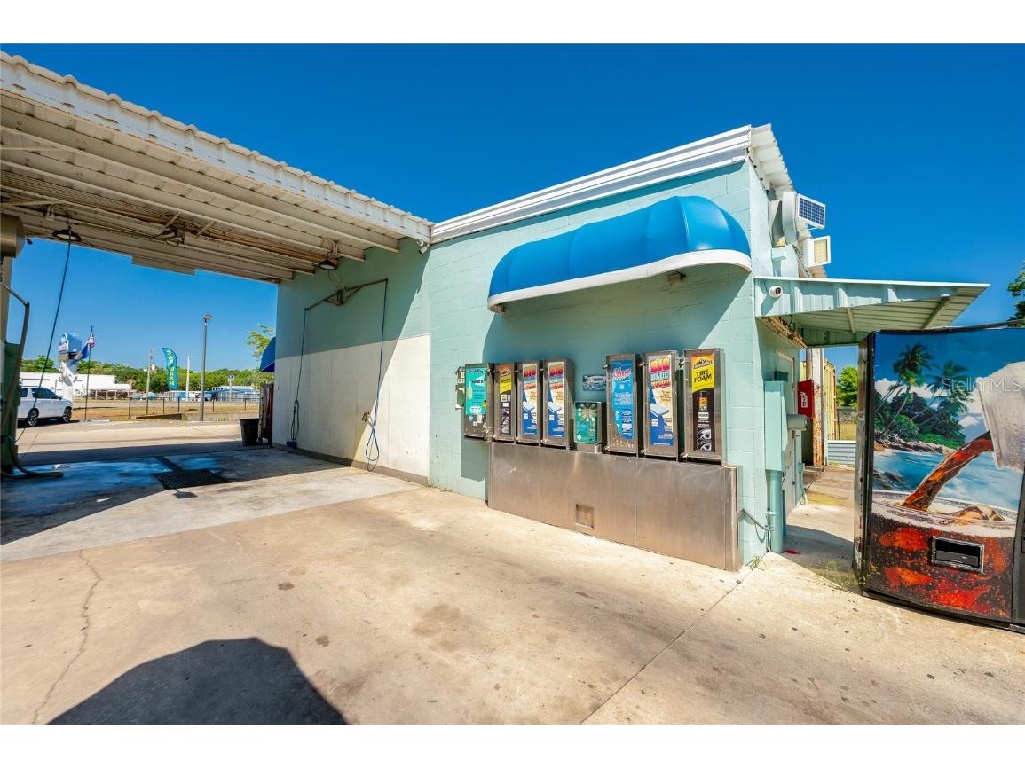 1451 N Nova Road Daytona Beach FL 32117 V4936407 image5