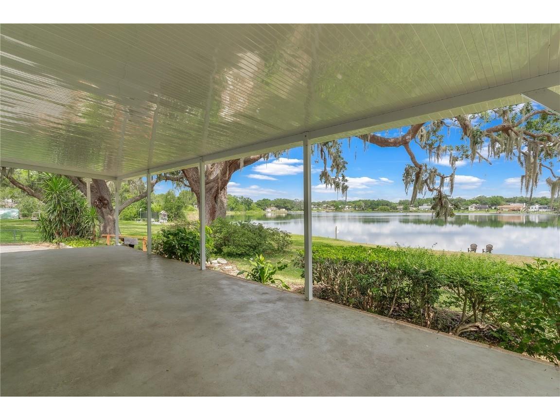 1451 Osceola Avenue Tavares FL 32778 - LAKE TAVARES G5098038 image4