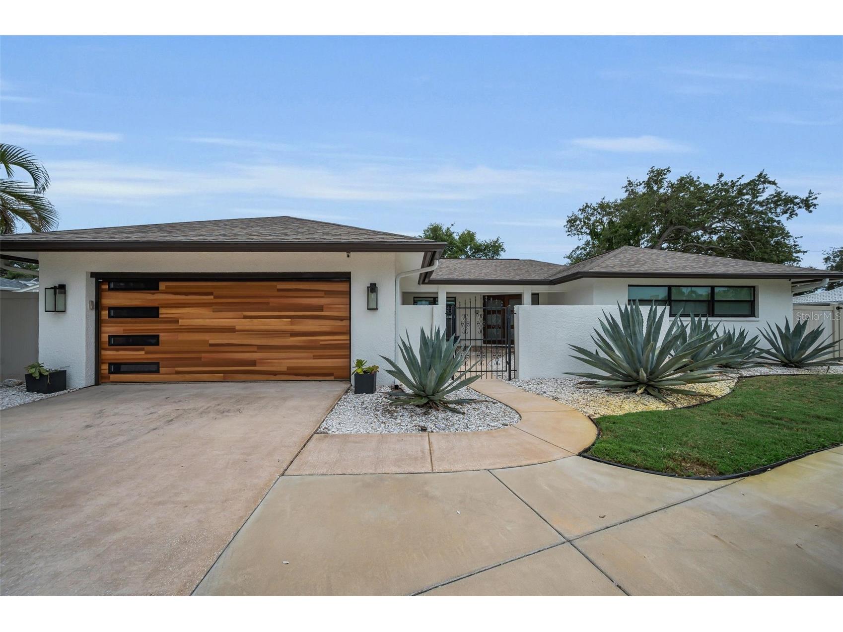 14516 Bay Hills Drive Largo FL 33774 TB8530103 image2