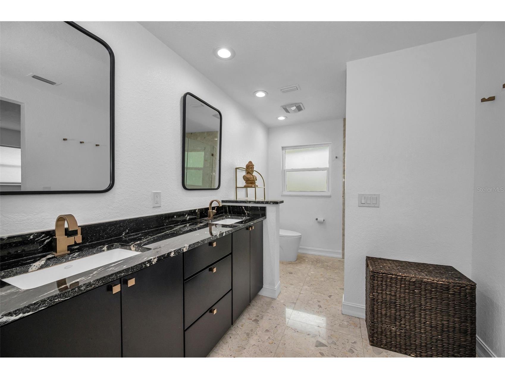 14516 Bay Hills Drive Largo FL 33774 TB8530103 image39