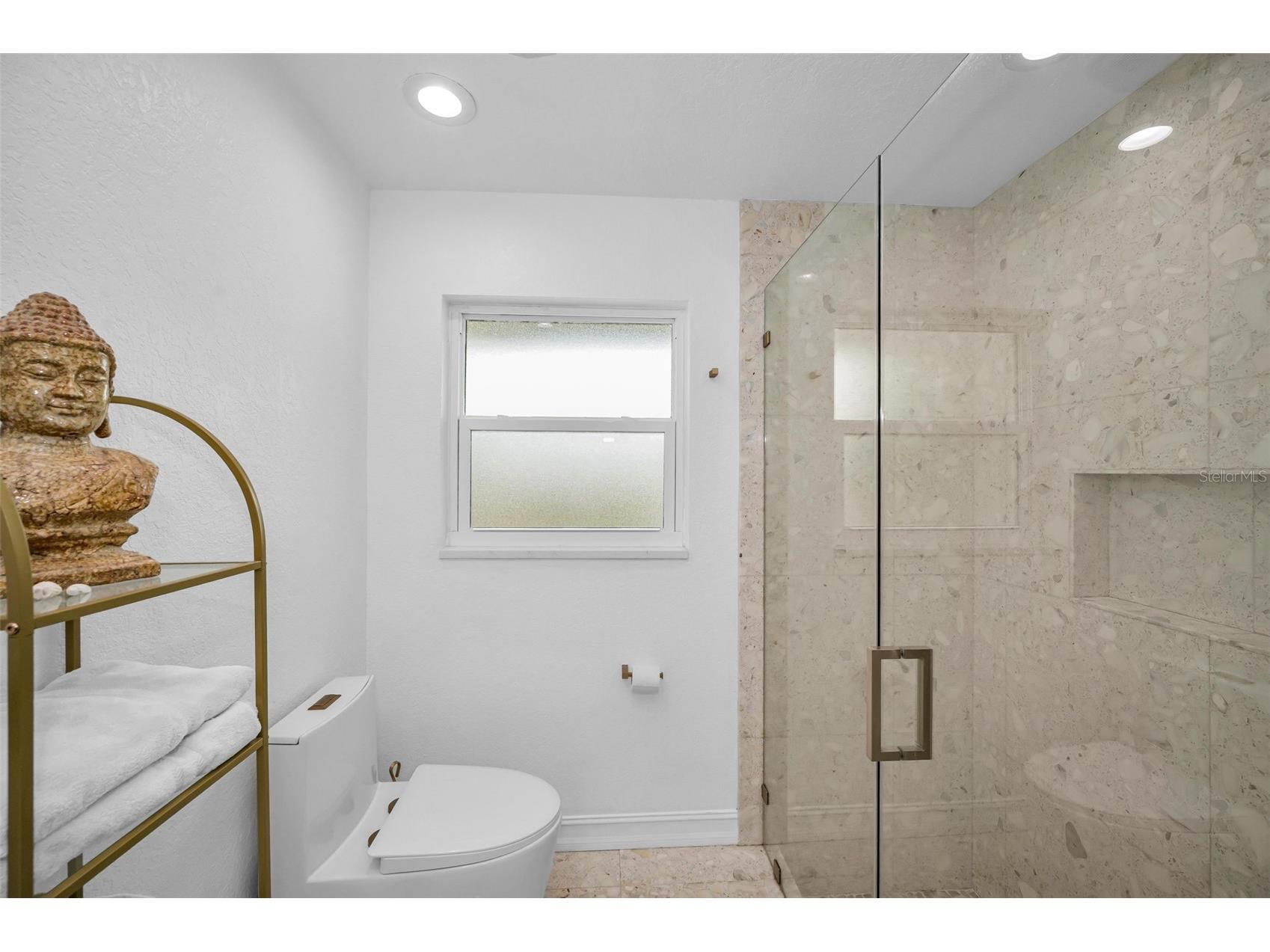 14516 Bay Hills Drive Largo FL 33774 TB8530103 image40