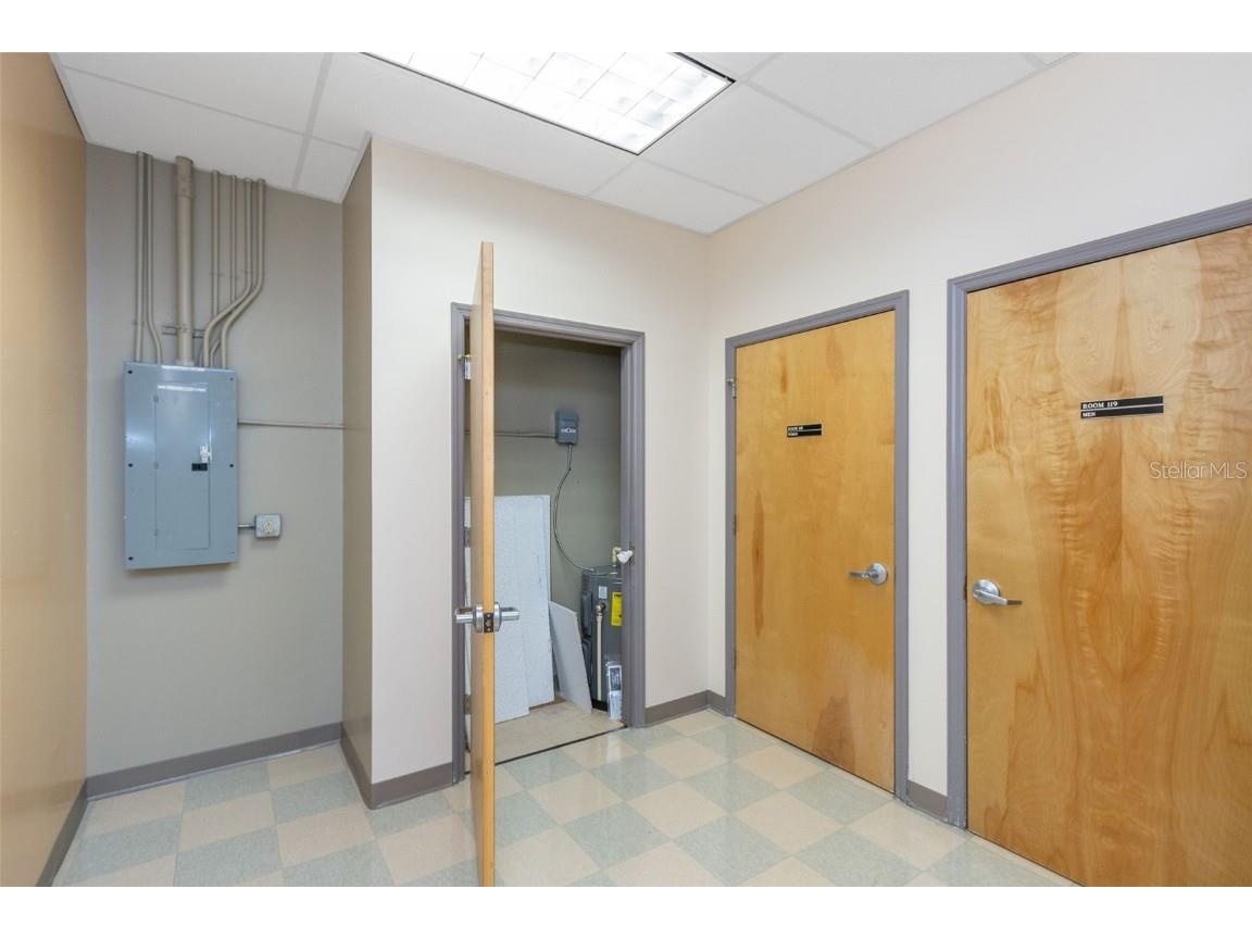 14517 Bruce B Downs Boulevard Tampa FL 33613 U8226406 image89