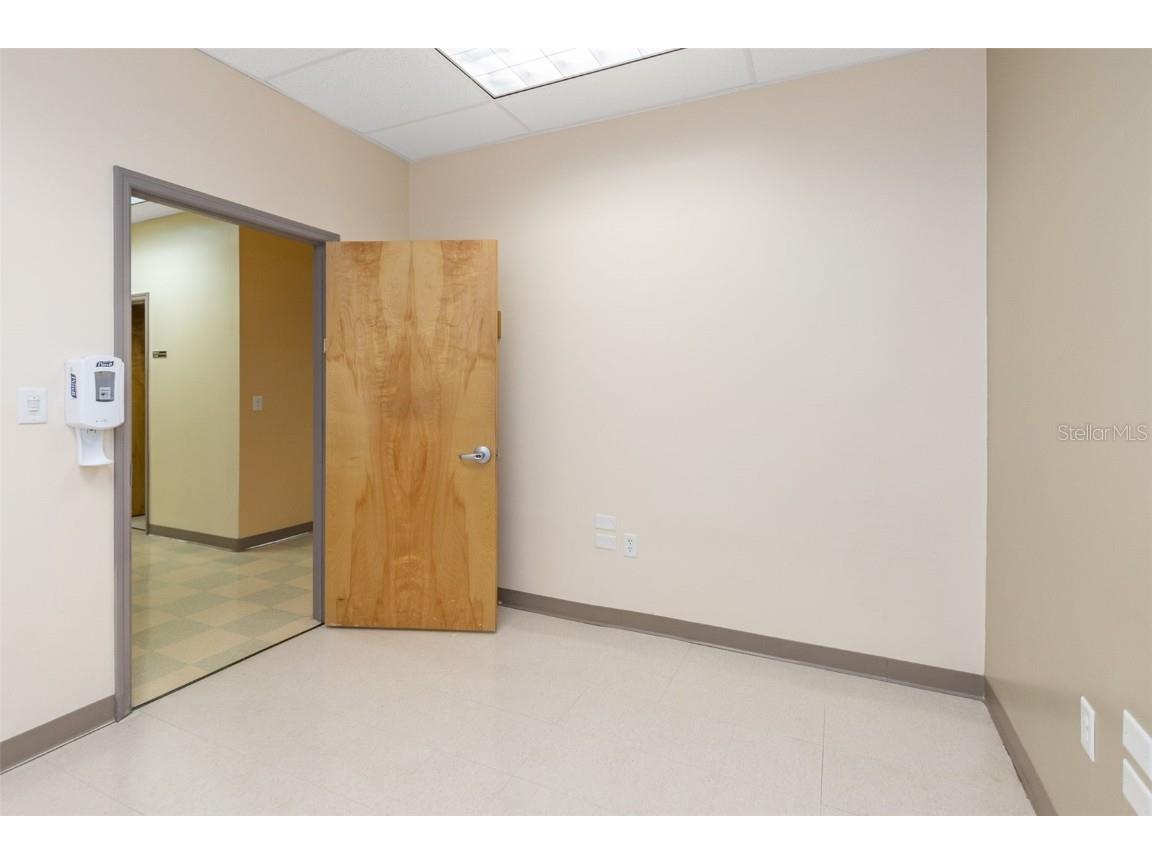 14517 Bruce B Downs Boulevard Tampa FL 33613 U8226406 image91