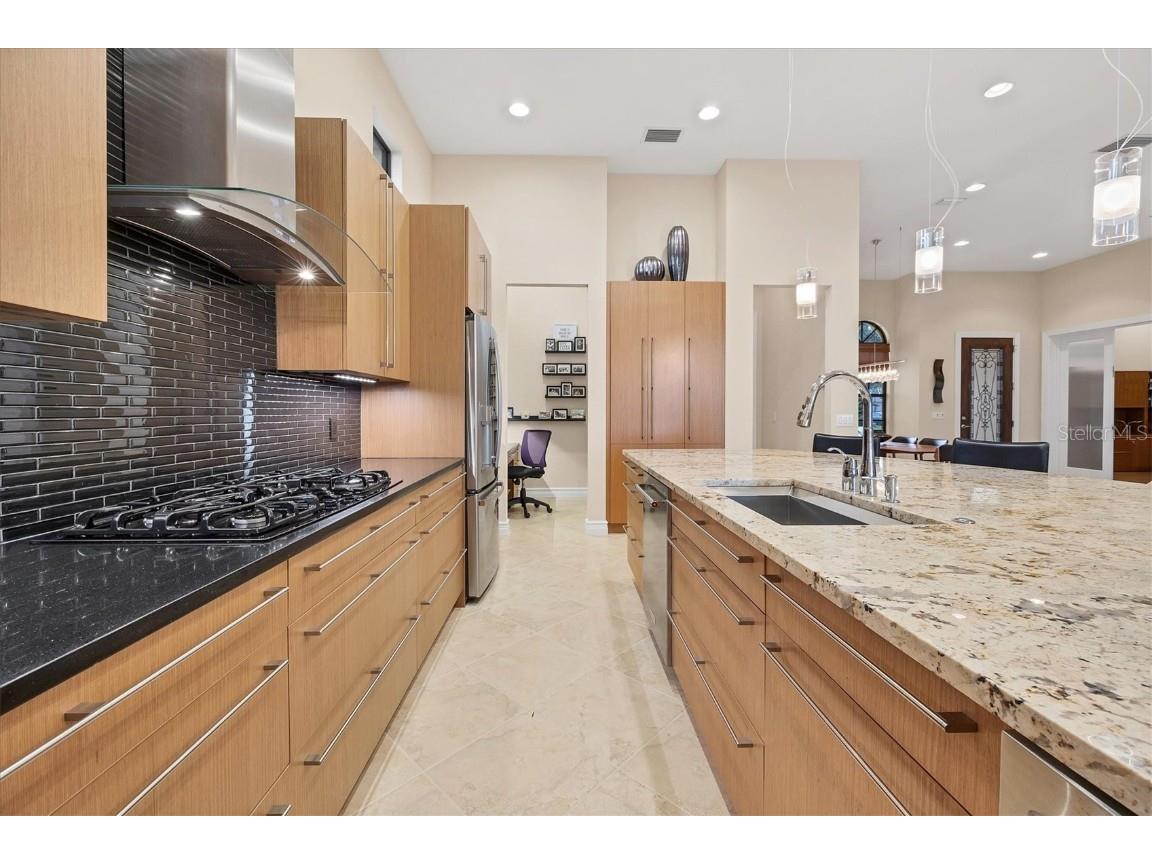 14519 Leopard Creek Place Lakewood Ranch FL 34202 A4669915 image18