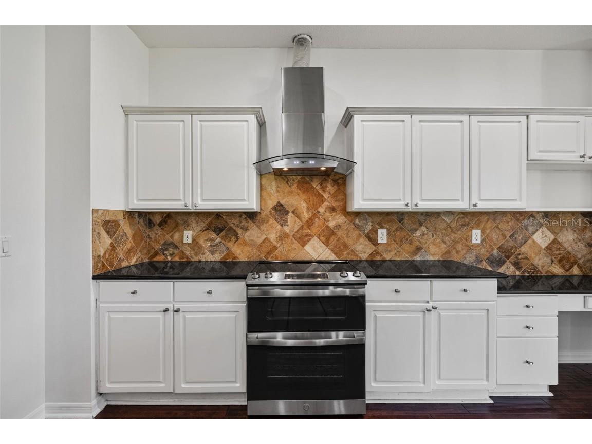 1452 Kensington Woods Drive Lutz FL 33549 TB8454509 image27