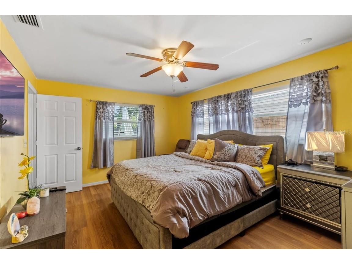 1453 62nd Terrace S Saint Petersburg FL 33705 TB8383860 image13