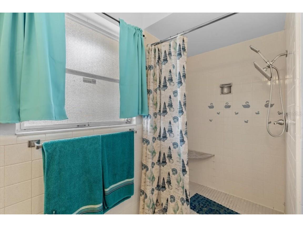 1453 62nd Terrace S Saint Petersburg FL 33705 TB8383860 image28