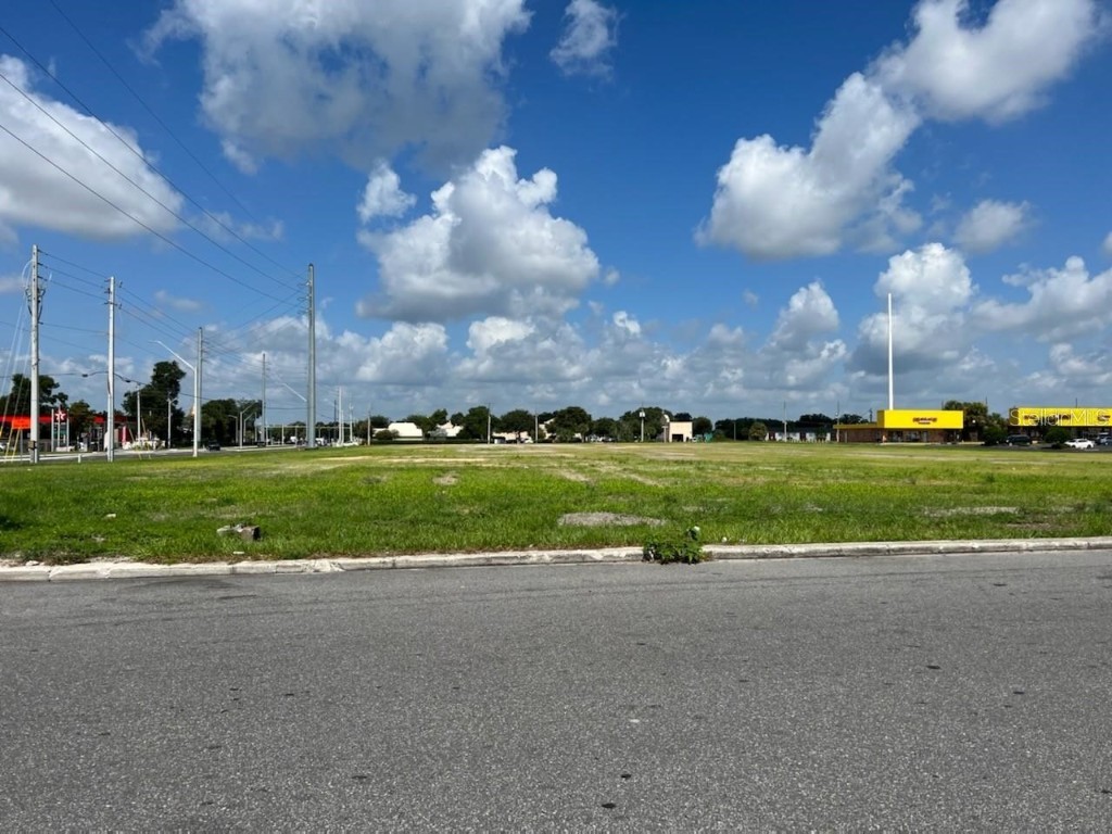 1453 Holden Avenue Orlando FL 32839 O6348474 image5