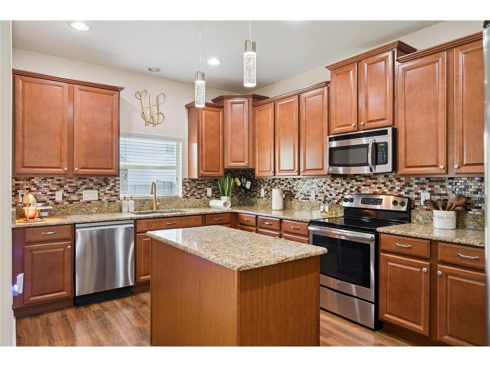 1454 Lake Side Avenue Davenport FL 33837 O6416912 image16
