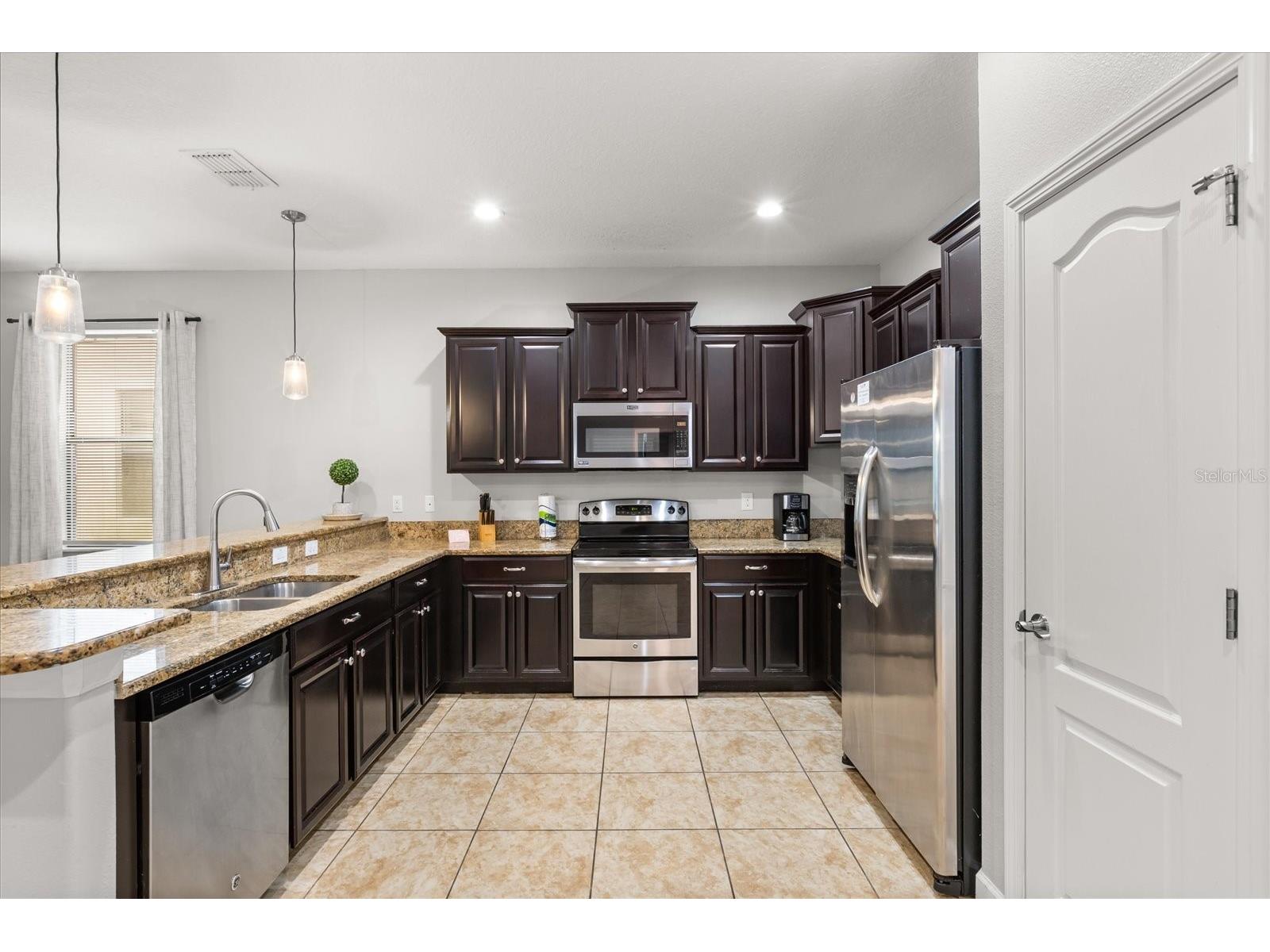 1454 Myrtlewood Street Davenport FL 33896 O6400660 image18