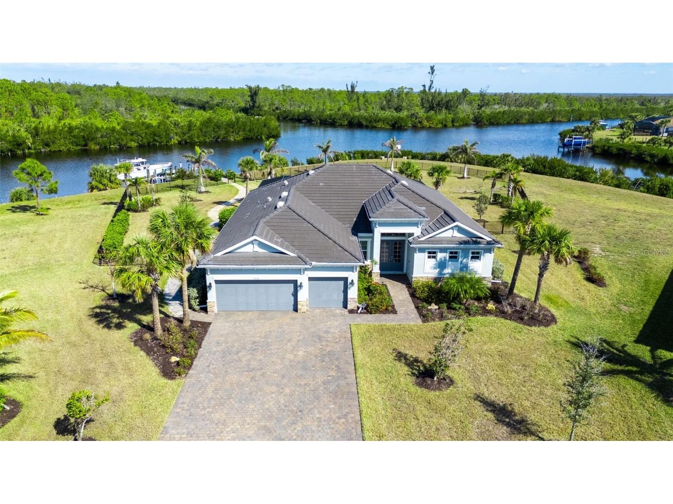 14540 Gaspar Loop Port Charlotte FL 33981 - BUTTERFORD WATERWAY A4640835 image1