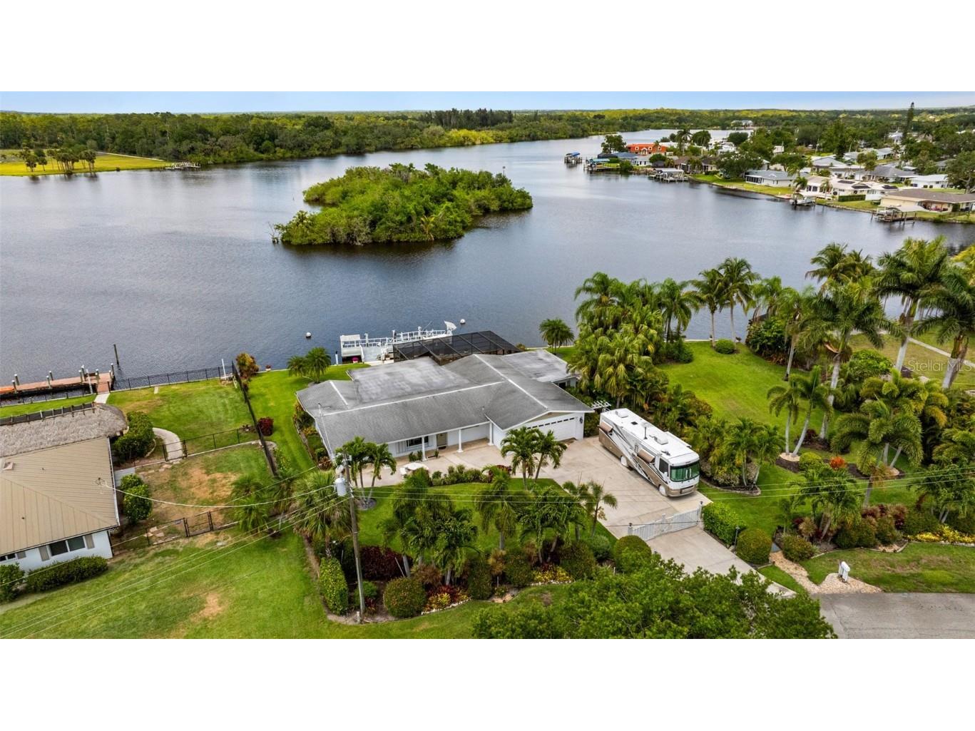 14544 Riverside Drive Fort Myers FL 33905 A4655470 image2