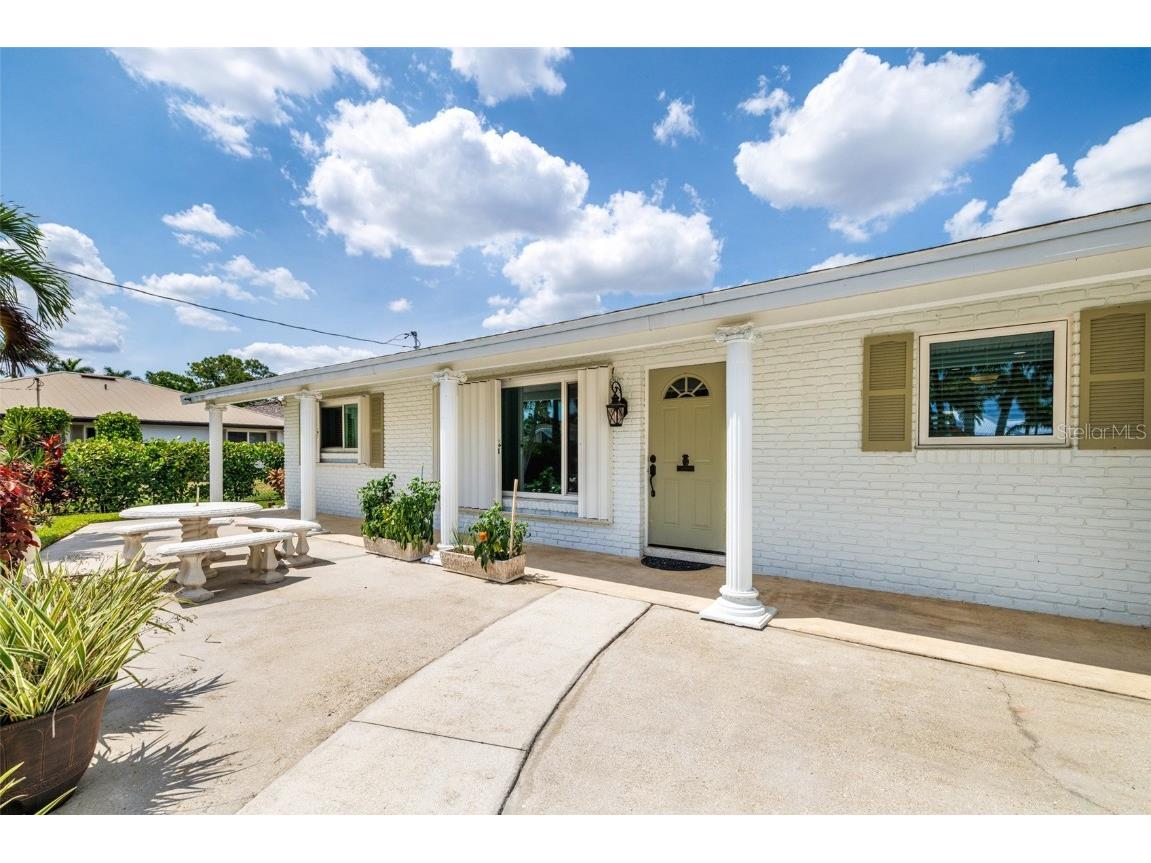 14544 Riverside Drive Fort Myers FL 33905 A4655470 image4