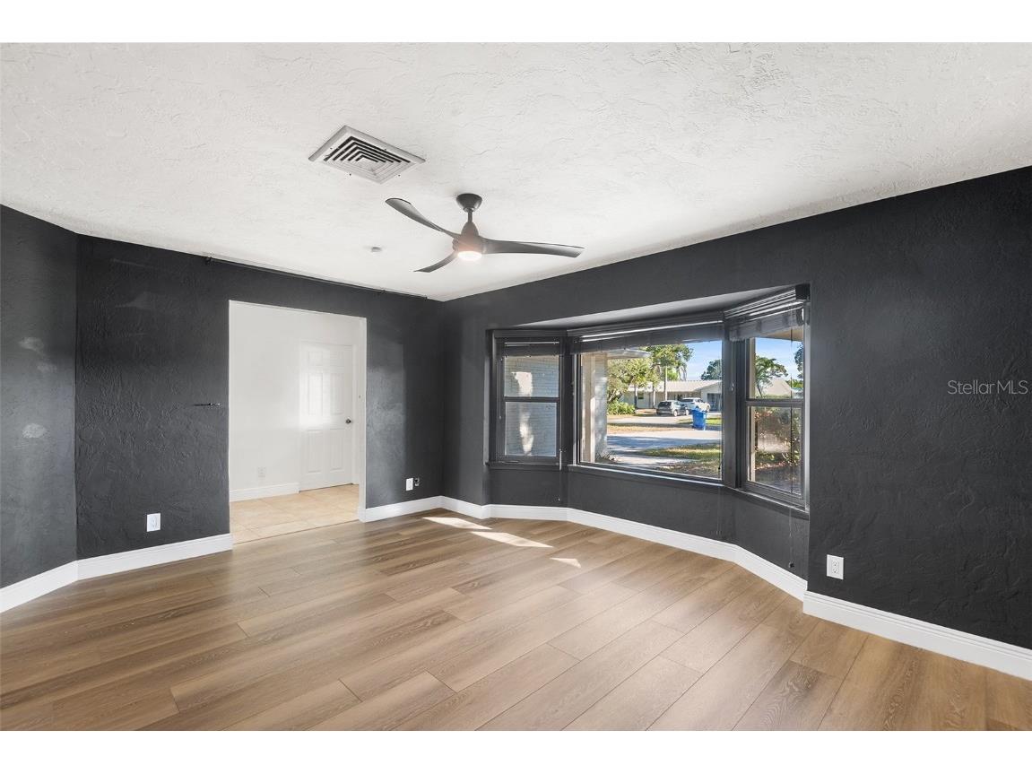 1455 54th Avenue NE Saint Petersburg FL 33703 O6359776 image16