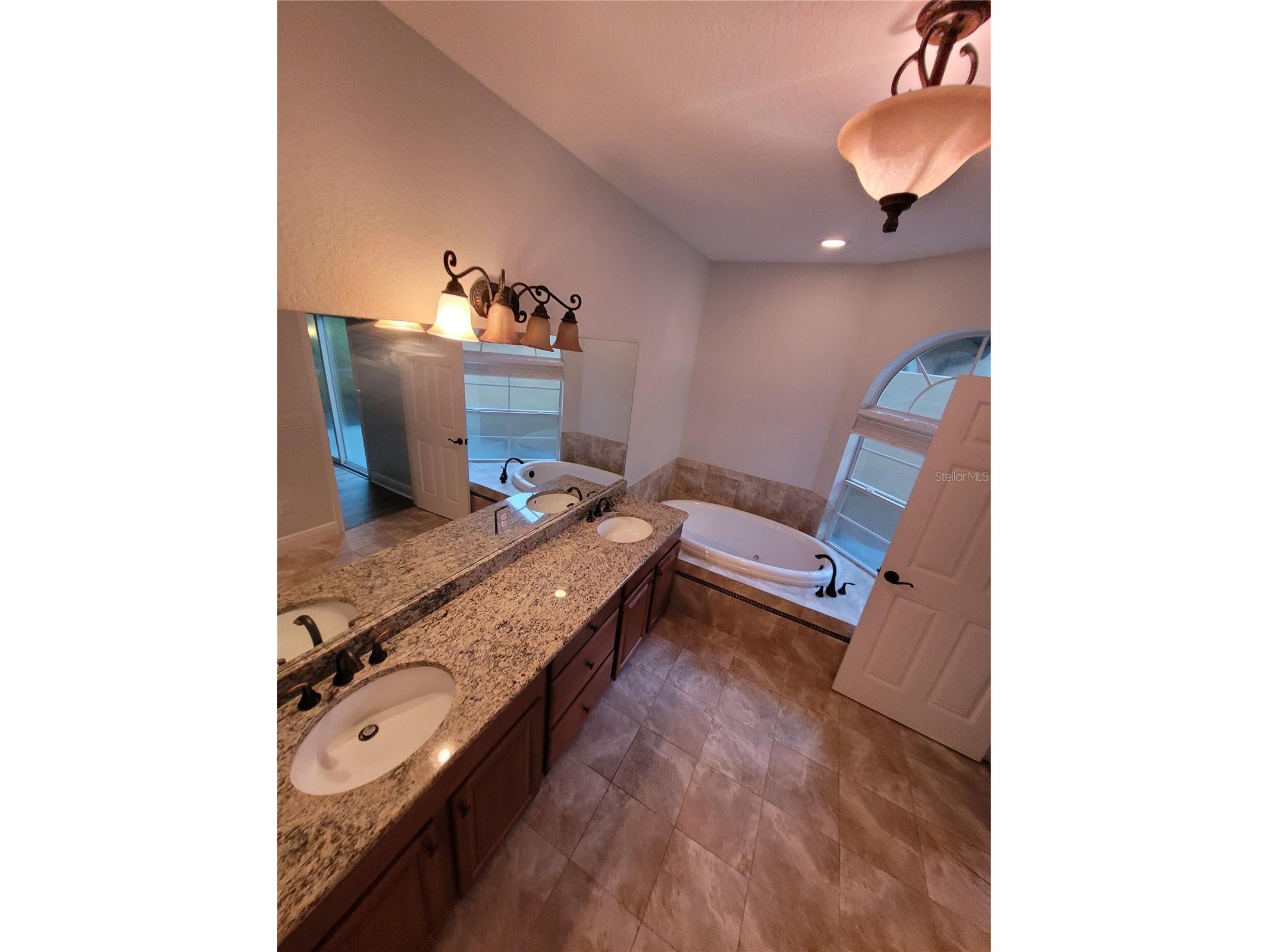 1455 Catherine St Orlando FL 32801 O6396233 image25