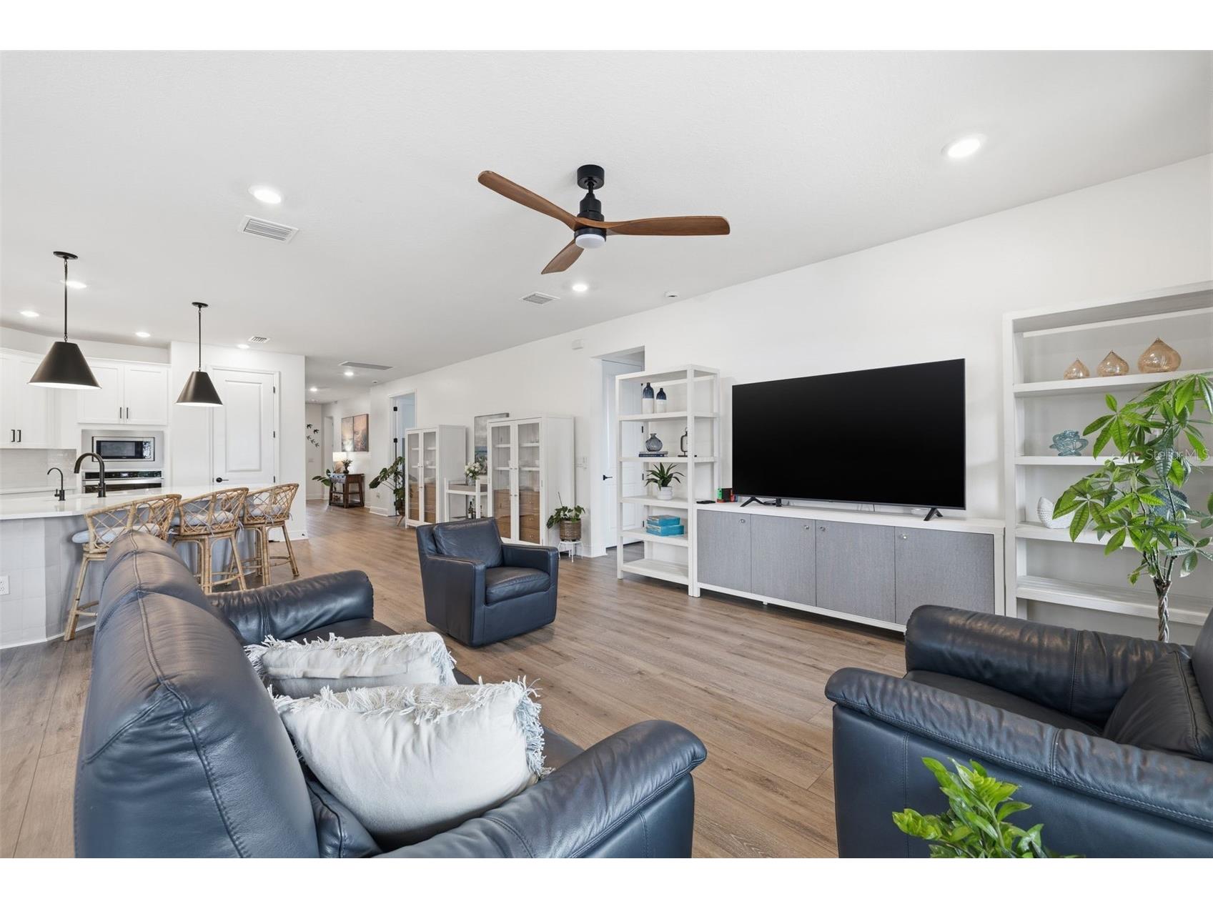 1455 Gopher Loop Tarpon Springs FL 34689 TB8502956 image6