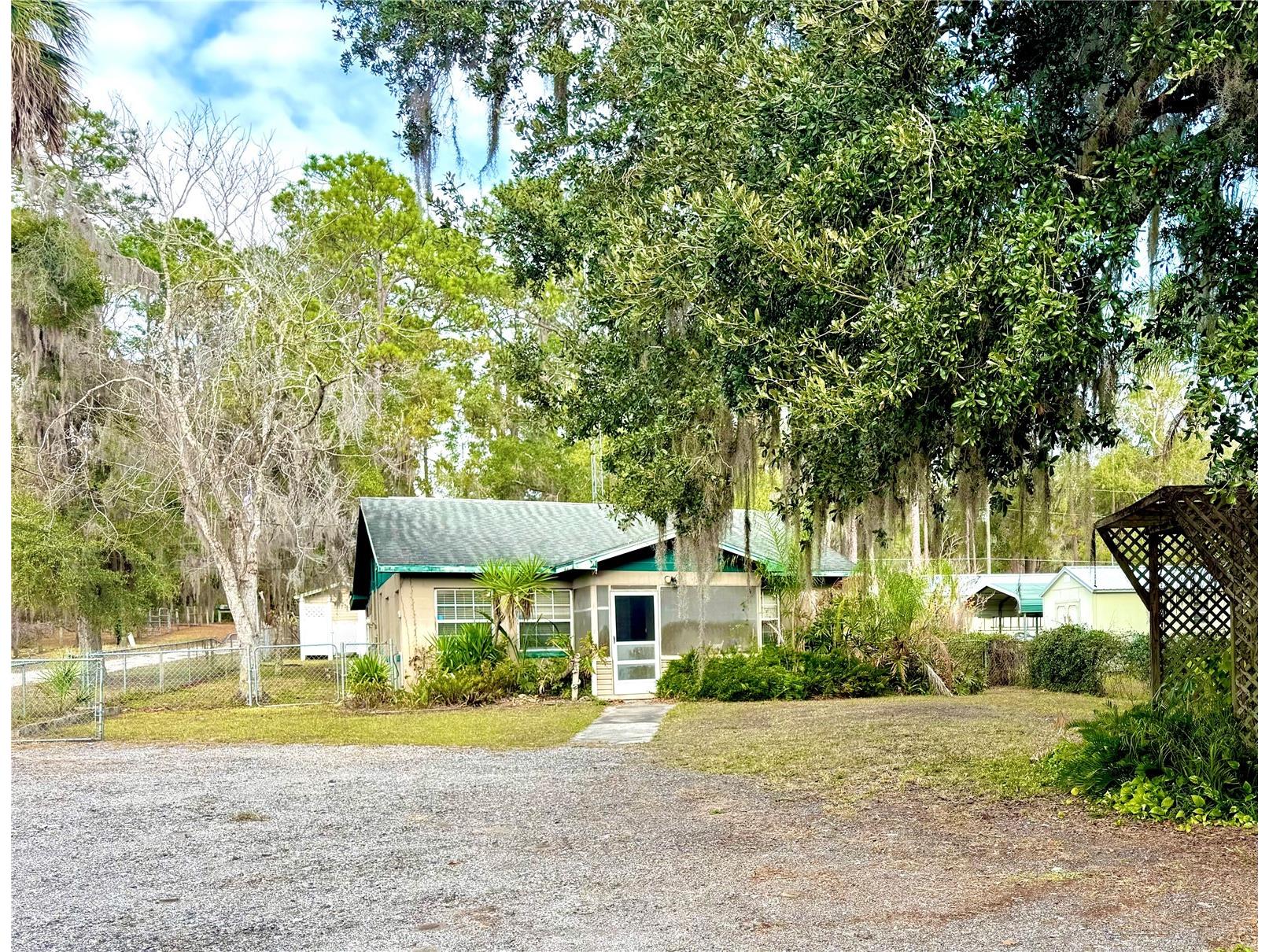 14551 NE 210th Court Road Fort Mc Coy FL 32134 - LAKE KERR OM715860 image3