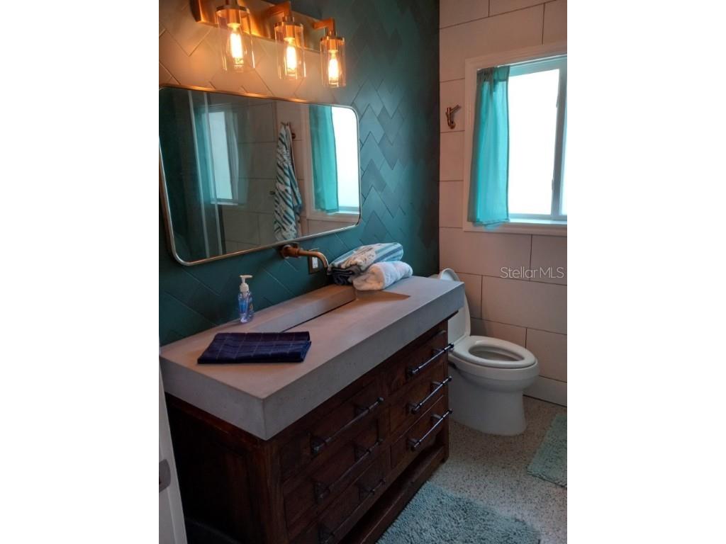 14555 N Bayshore Drive Madeira Beach FL 33708 - INTRACOASTAL WATERWAY TB8381481 image14