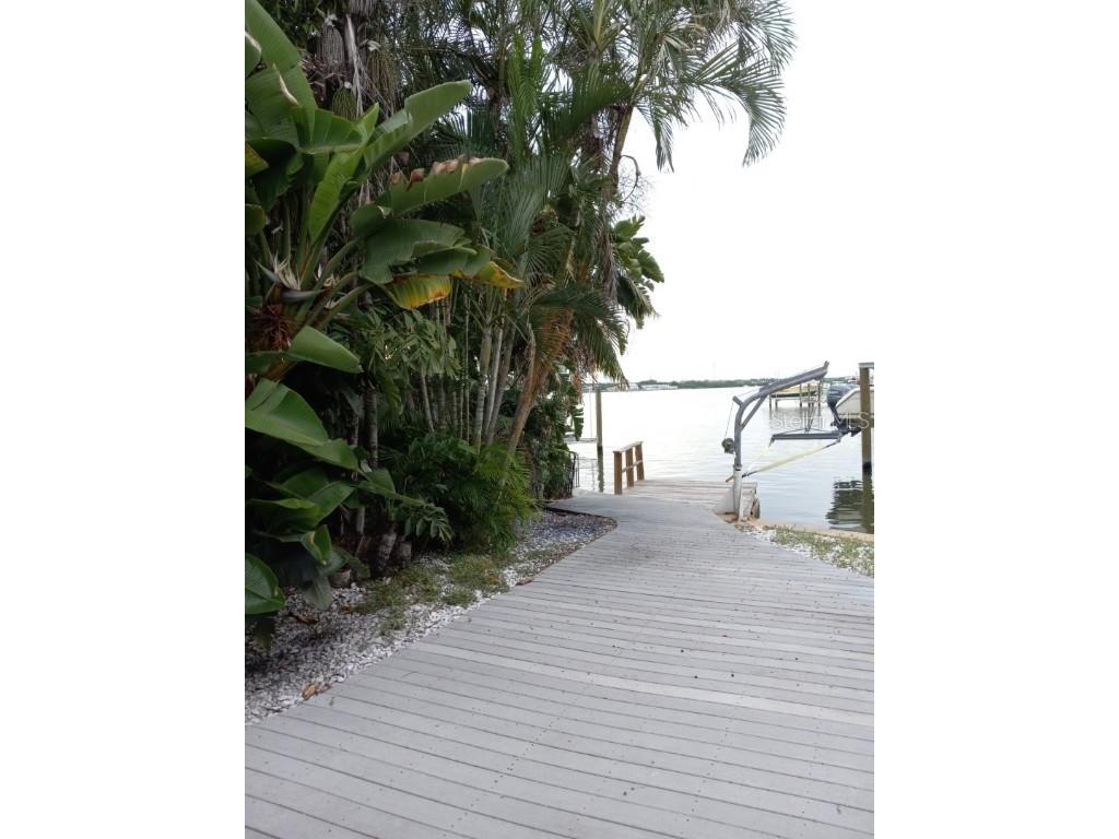 14555 N Bayshore Drive Madeira Beach FL 33708 - INTRACOASTAL WATERWAY TB8381481 image4