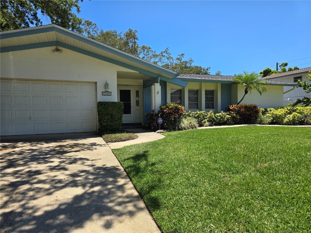 14560 Bay Hills Drive Largo FL 33774 U8246011 image1