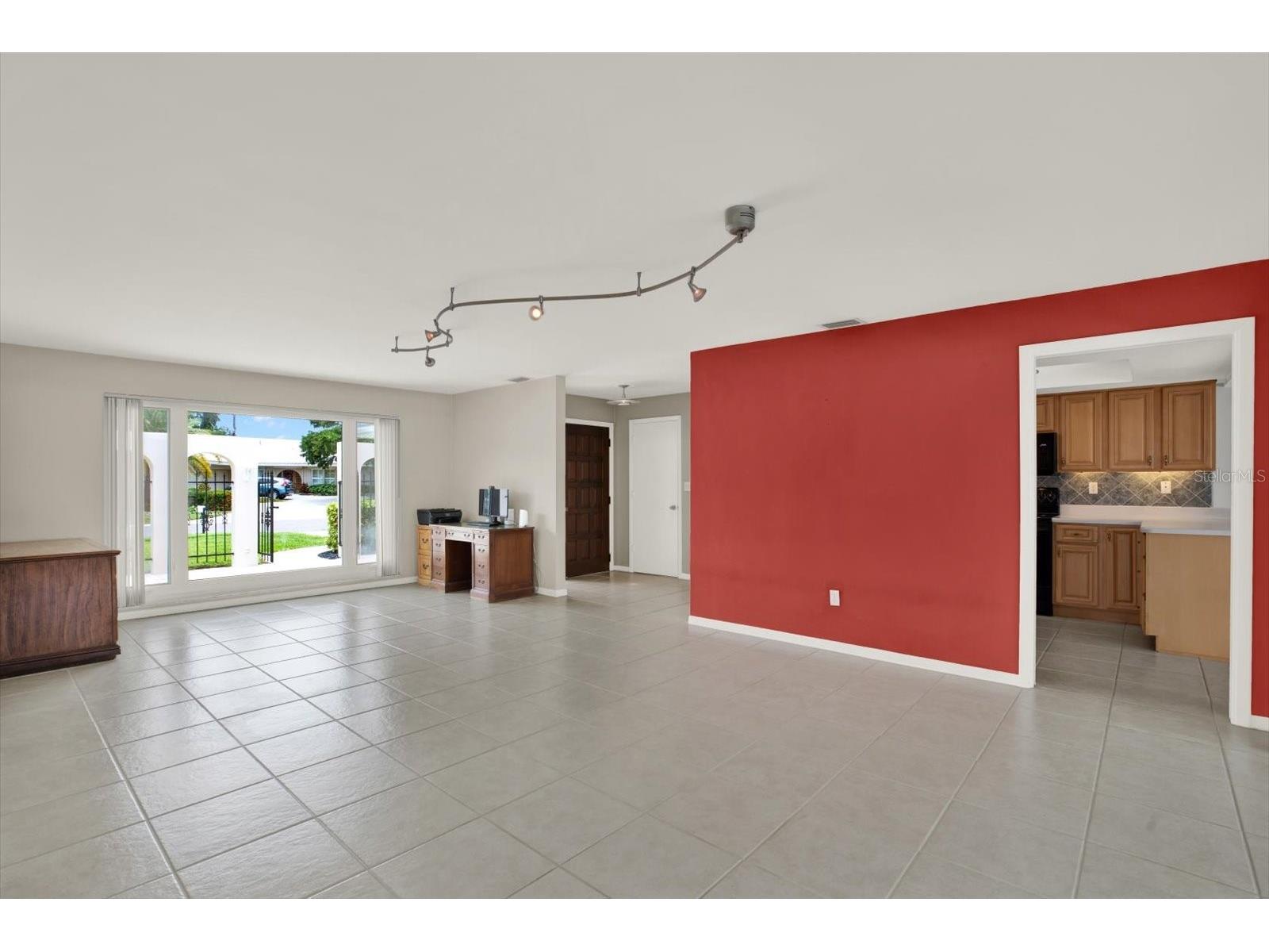 14560 Passage Way Seminole FL 33776 TB8515002 image10
