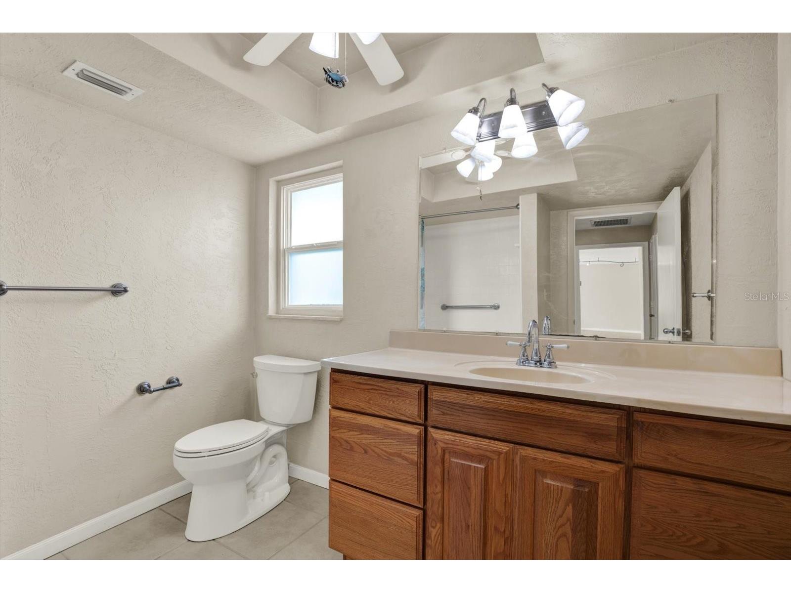 14560 Passage Way Seminole FL 33776 TB8515002 image27