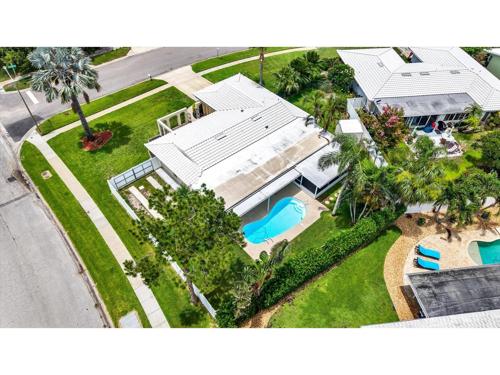 14560 Passage Way Seminole FL 33776 TB8515002 image3